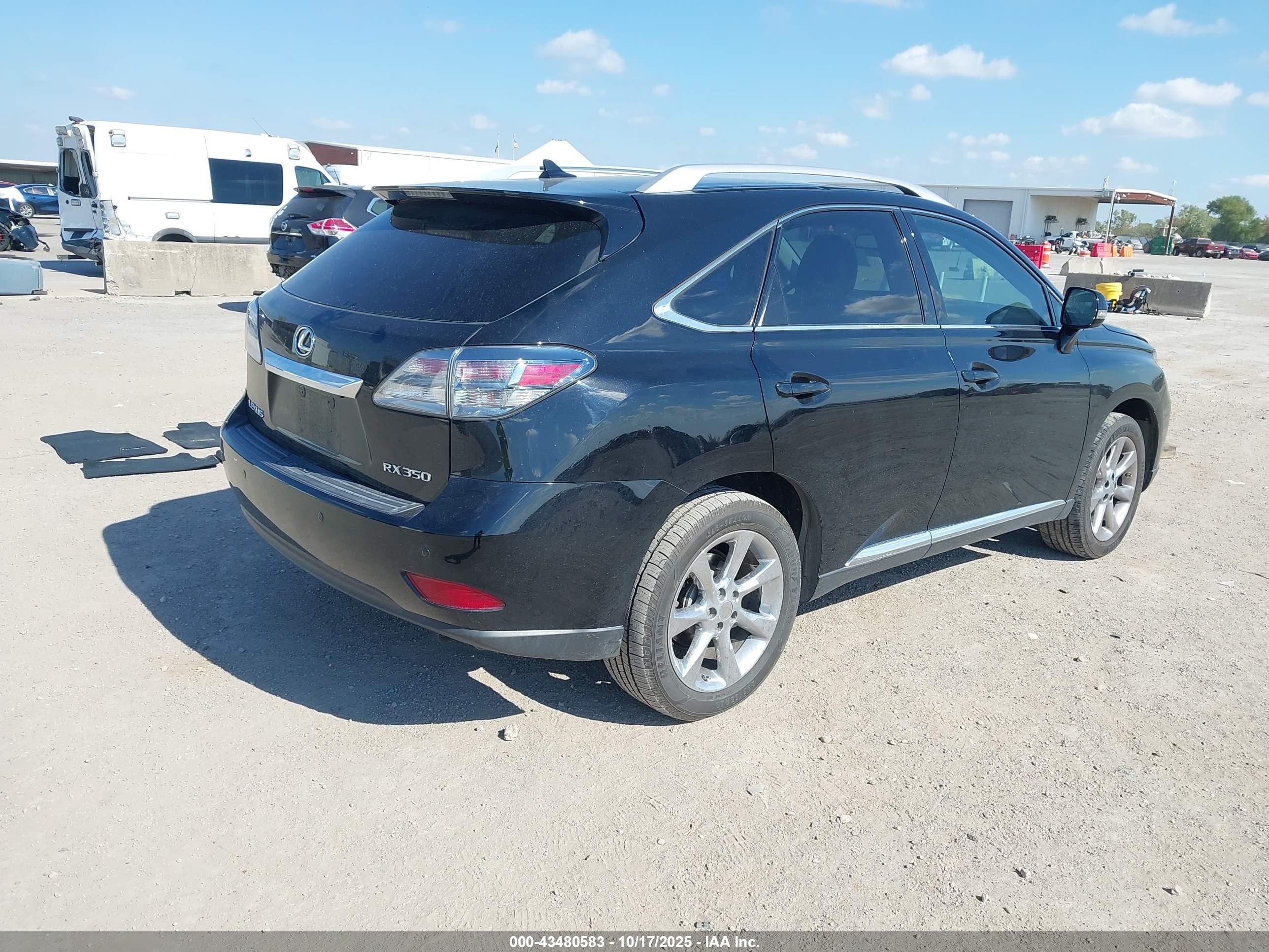 LEXUS RX image 4