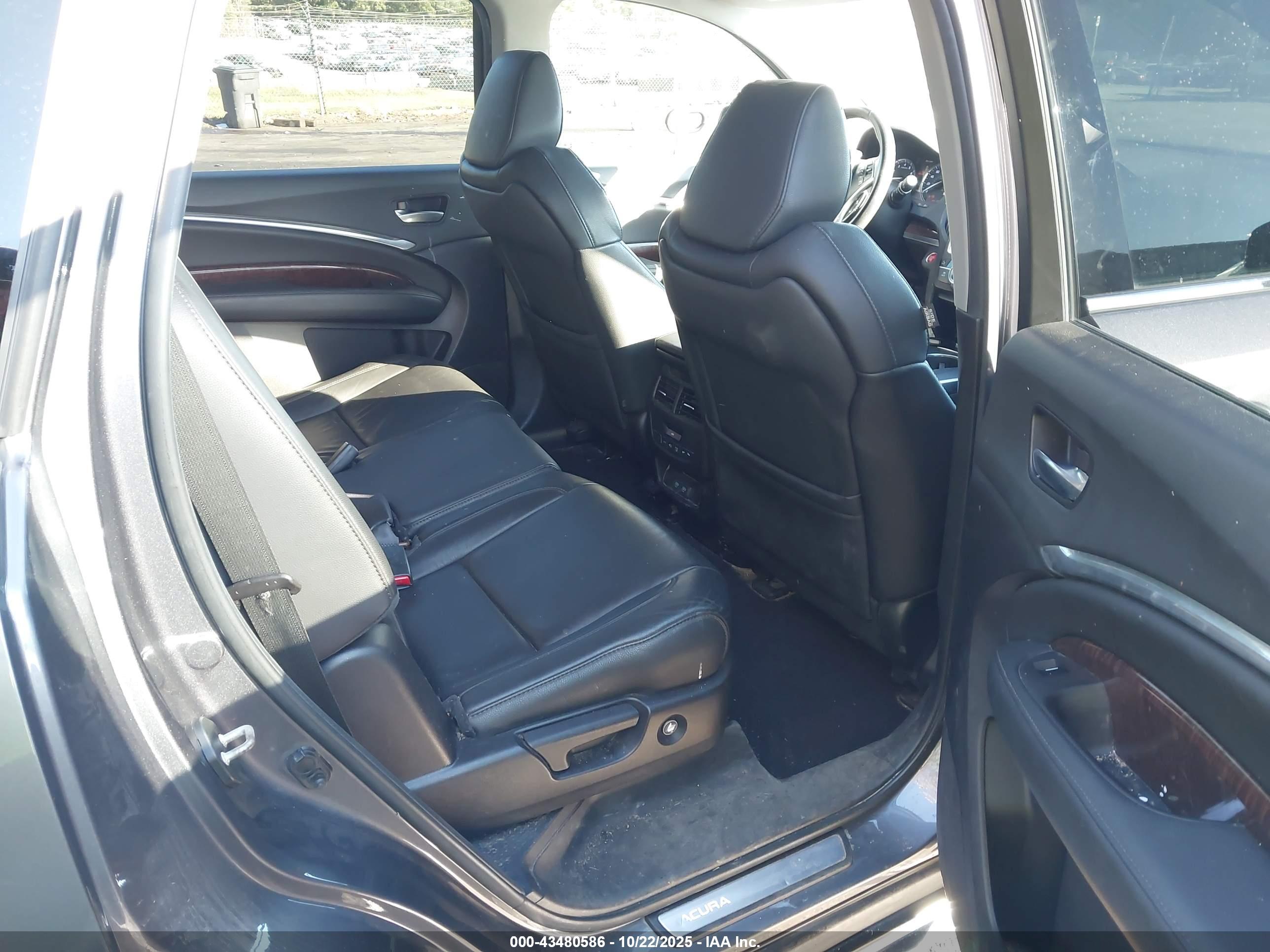 ACURA MDX image 8