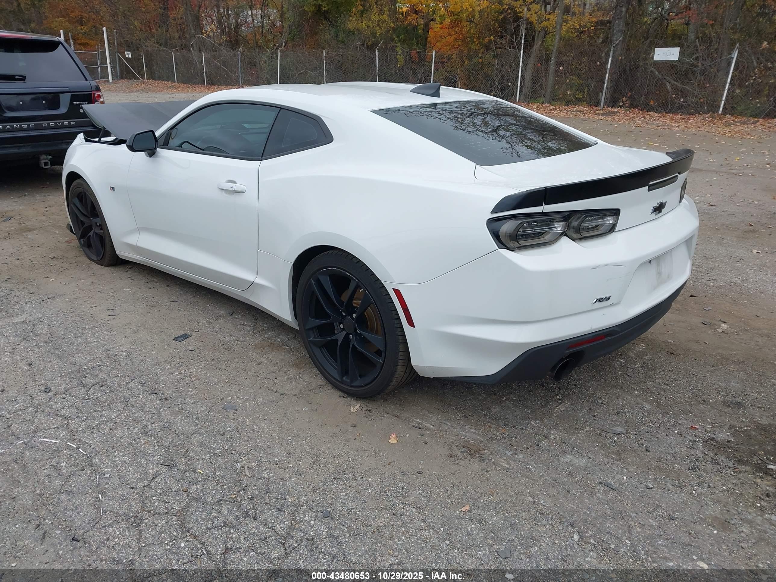 CHEVROLET CAMARO image 3