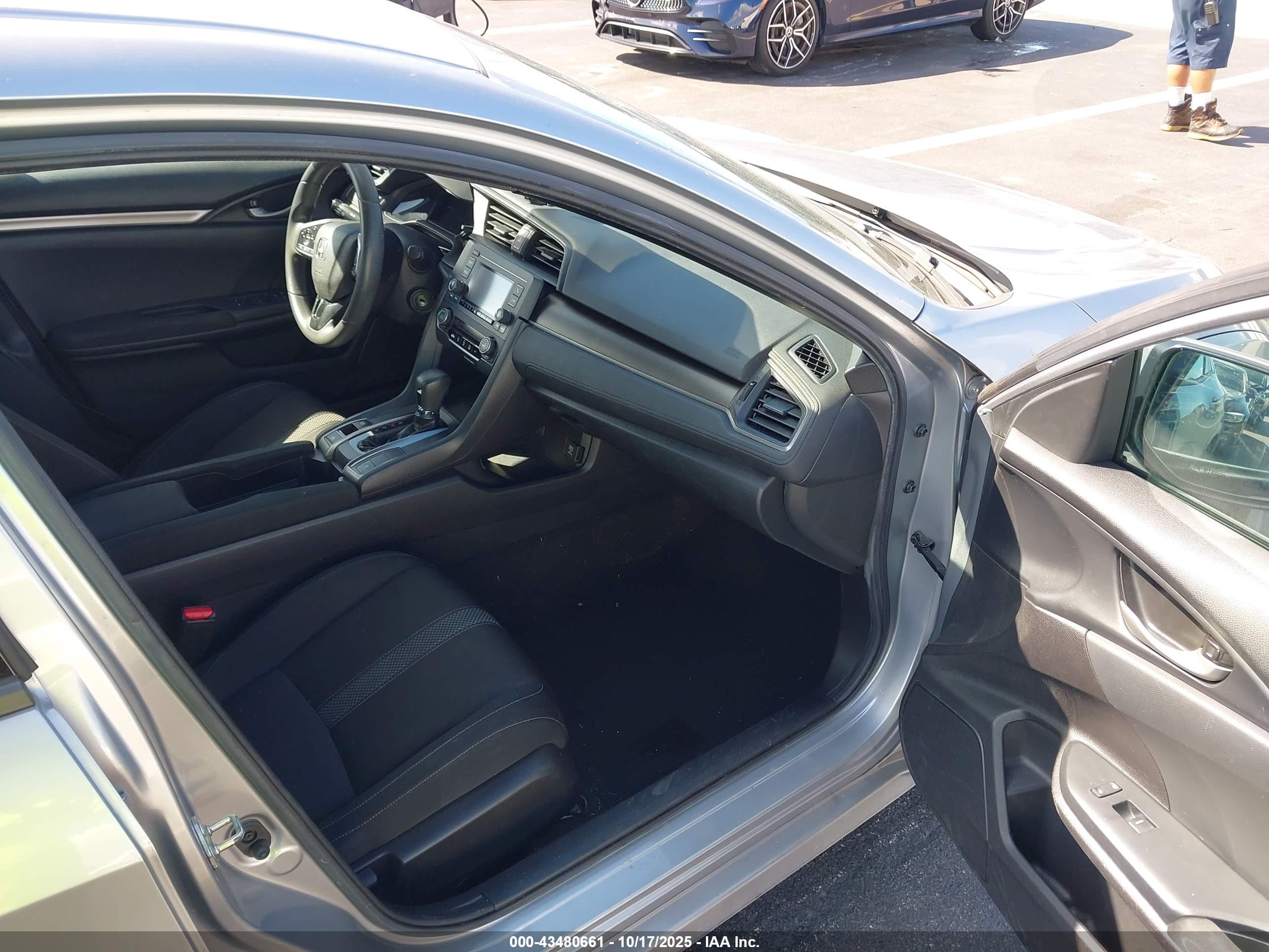 HONDA CIVIC image 5