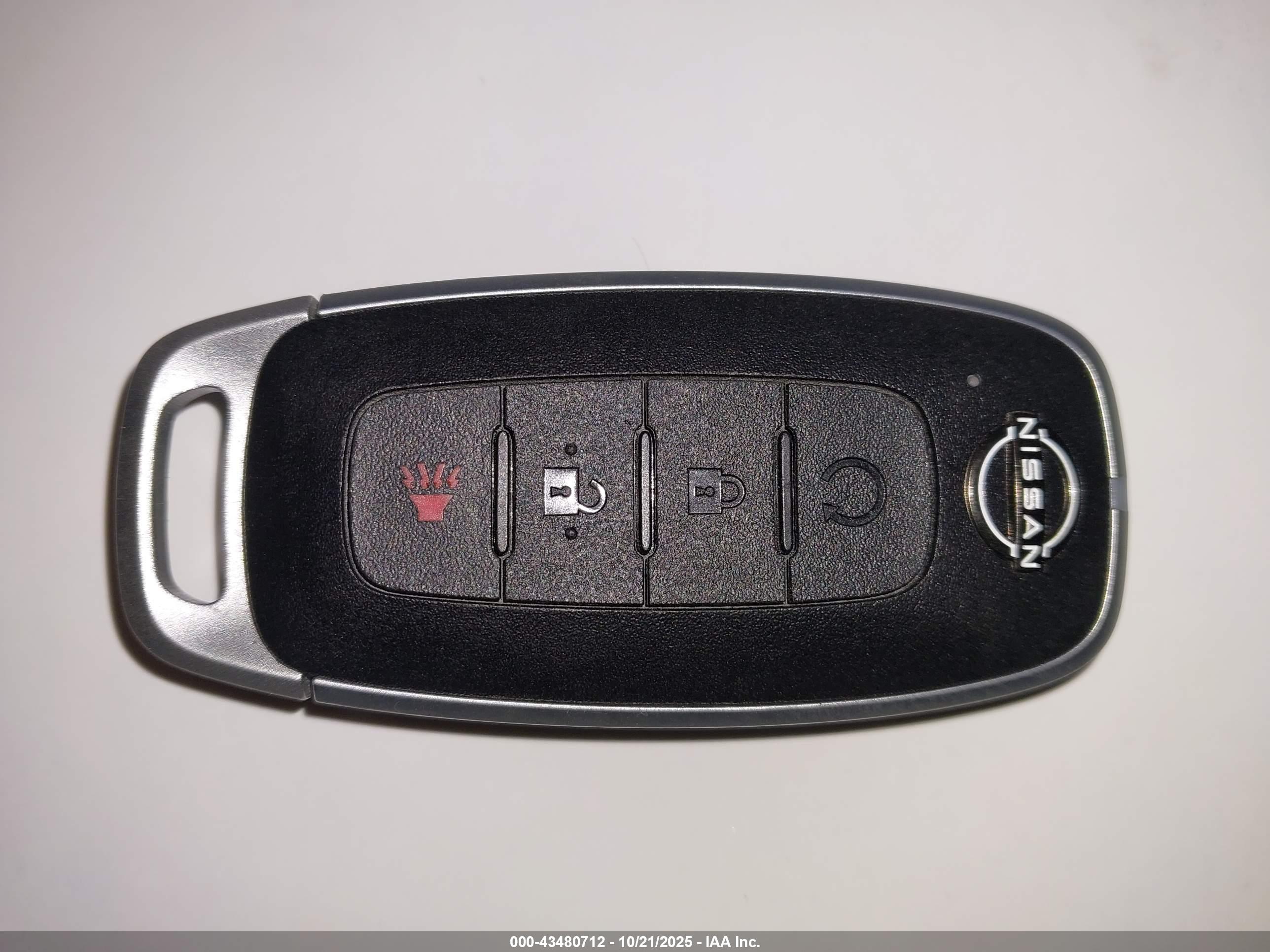 NISSAN KICKS image 11