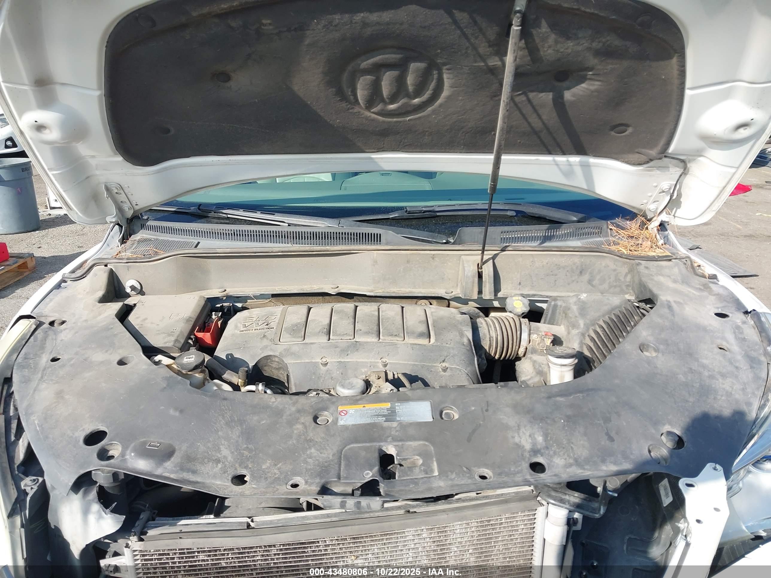 BUICK ENCLAVE image 10