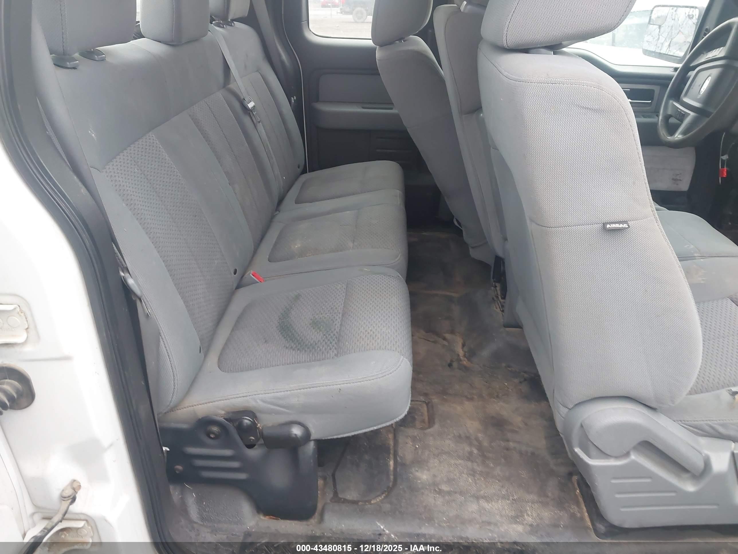 FORD F-150 image 8