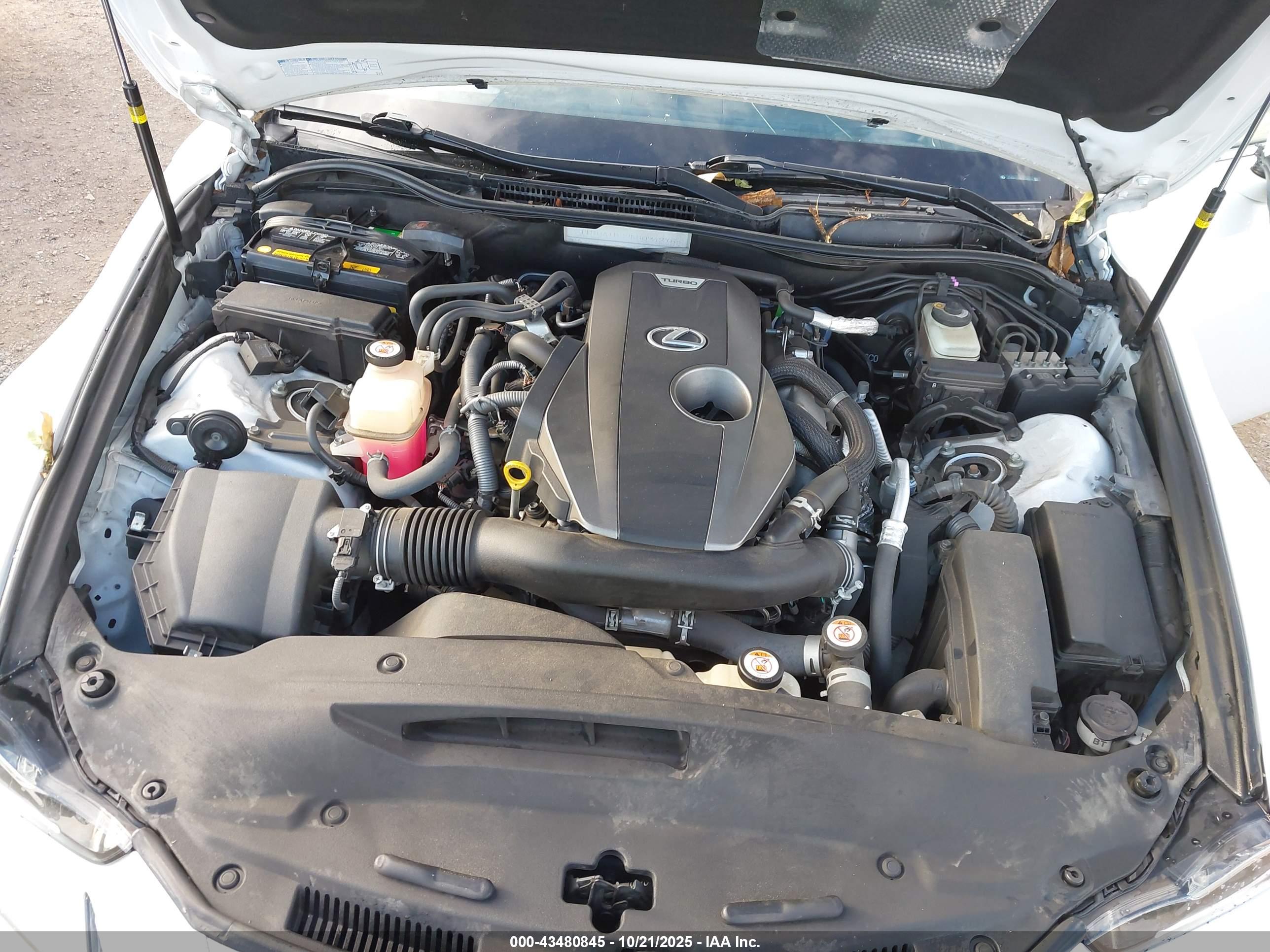 LEXUS IS image 10