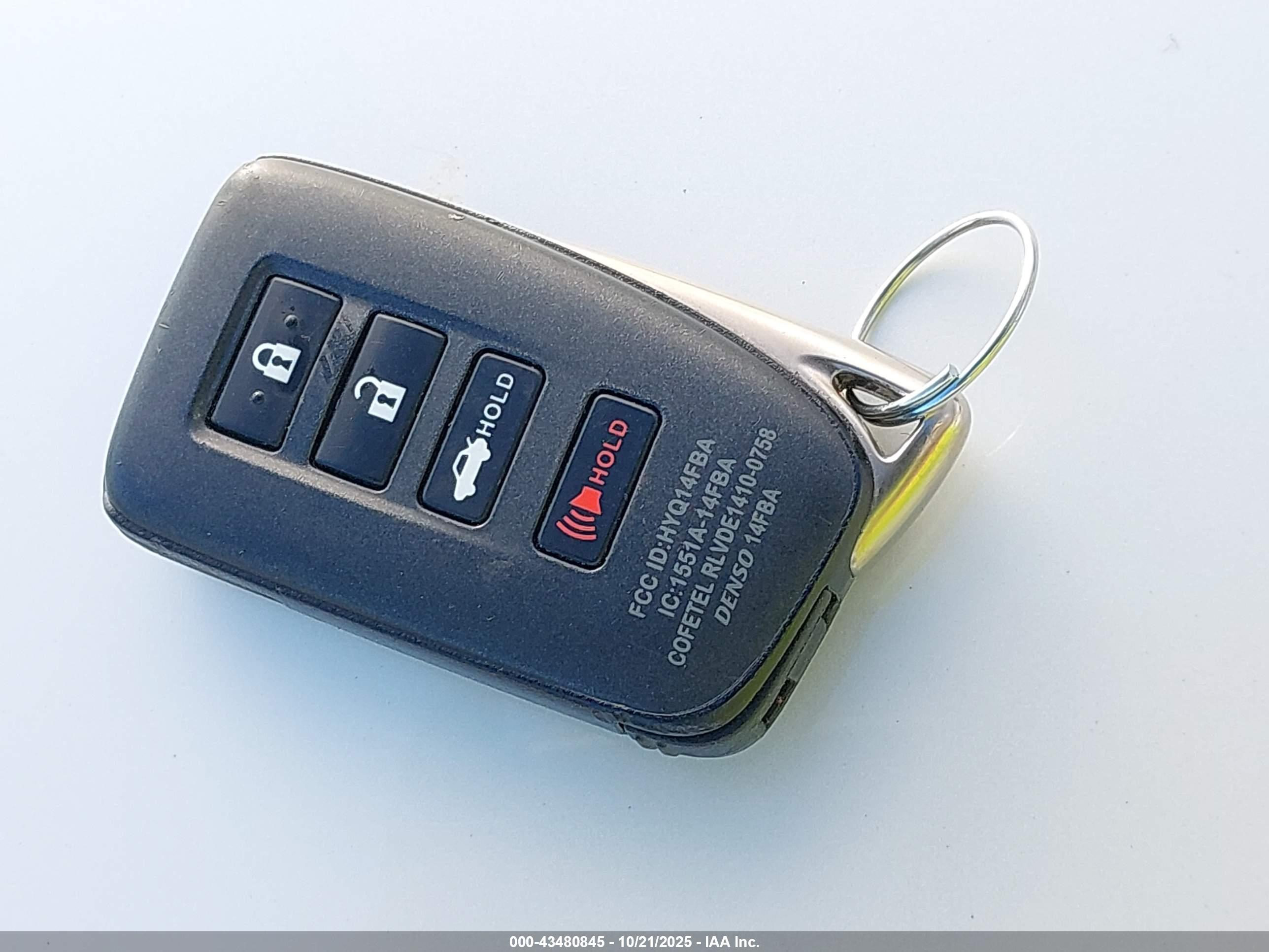 LEXUS IS image 11