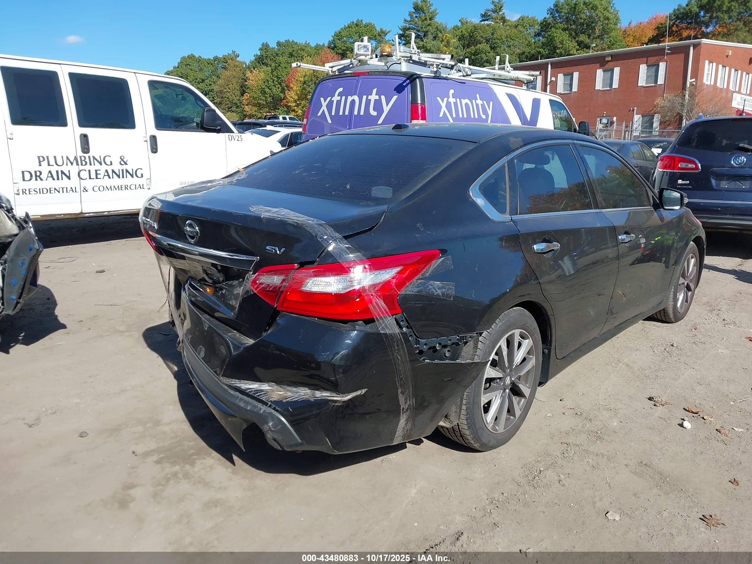 NISSAN ALTIMA image 4