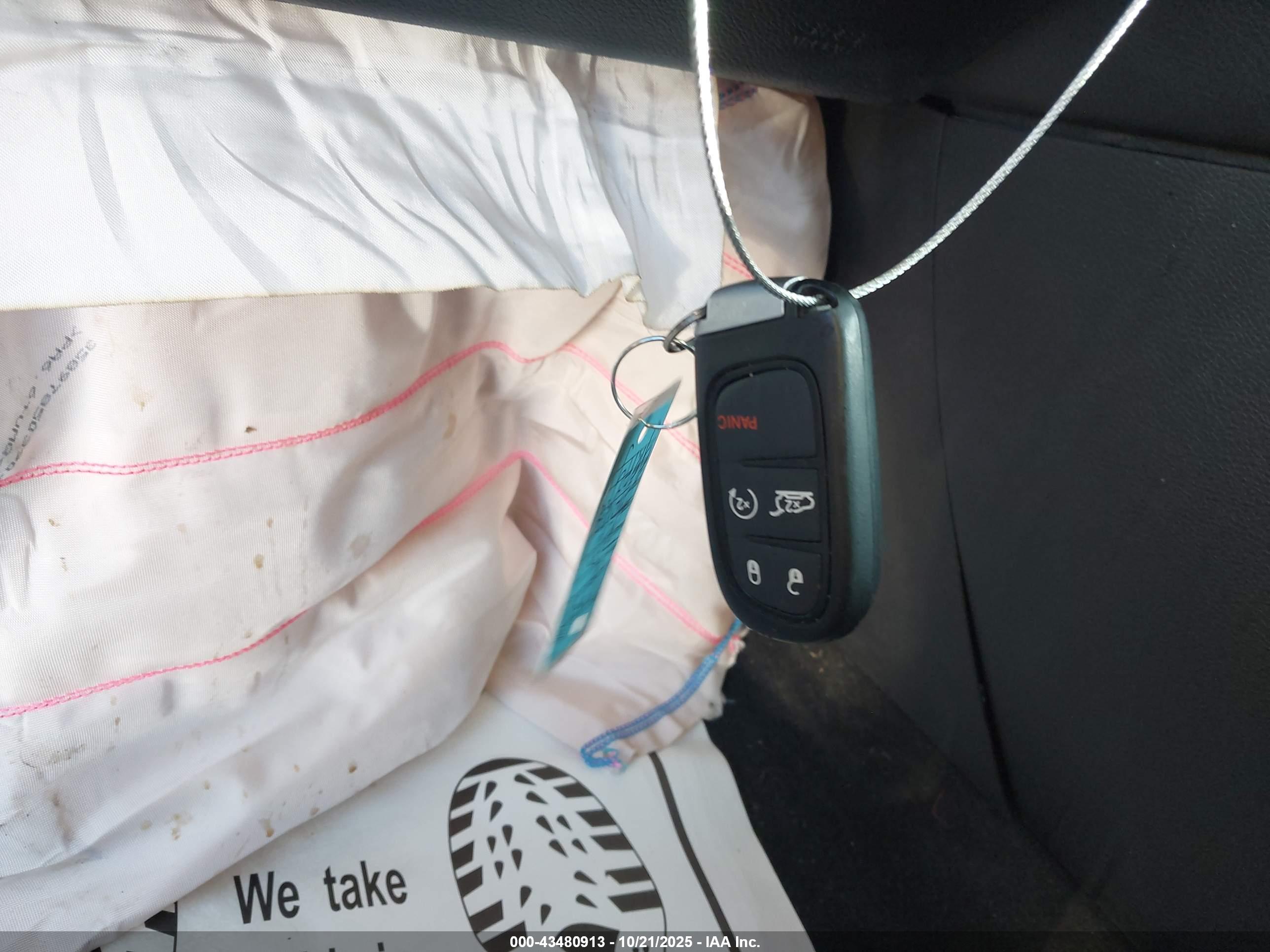 JEEP CHEROKEE image 11