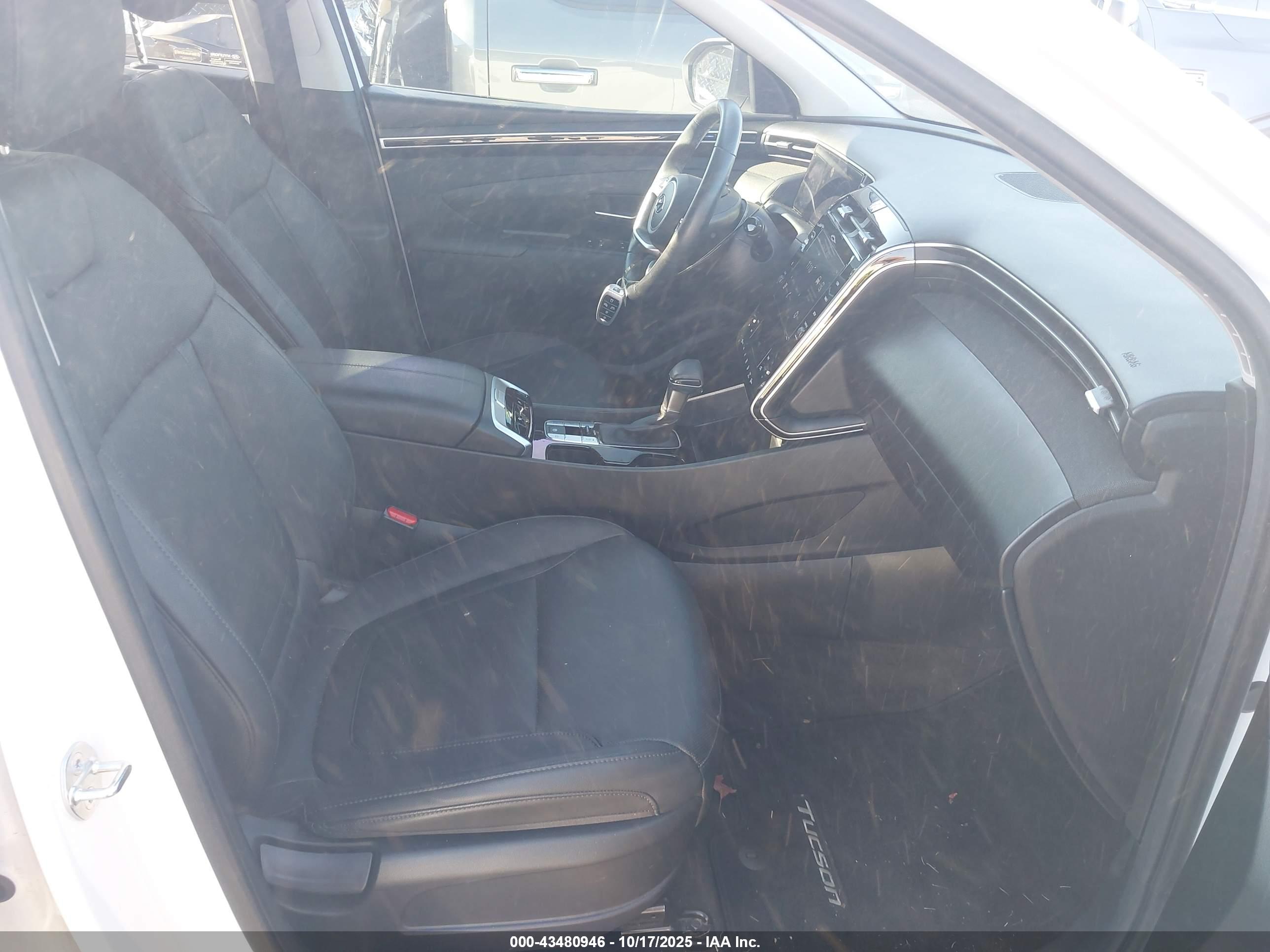 HYUNDAI TUCSON image 5