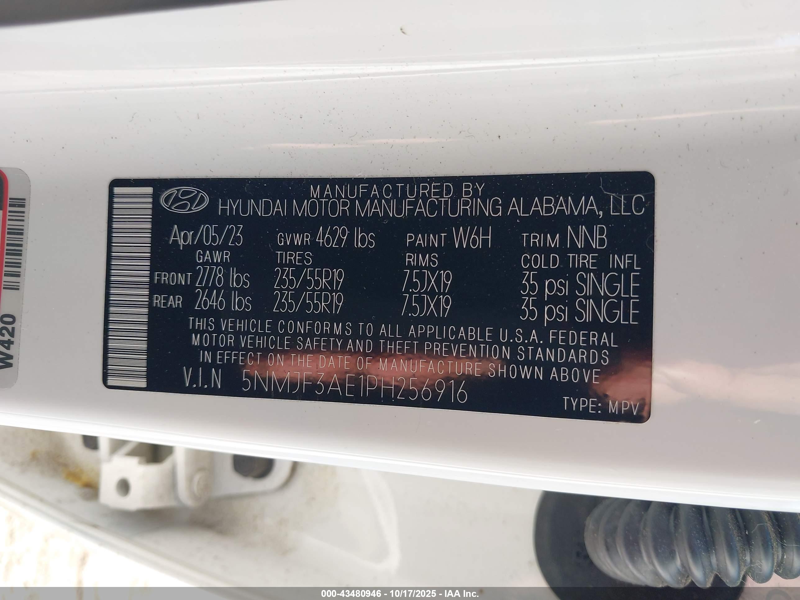 HYUNDAI TUCSON image 9