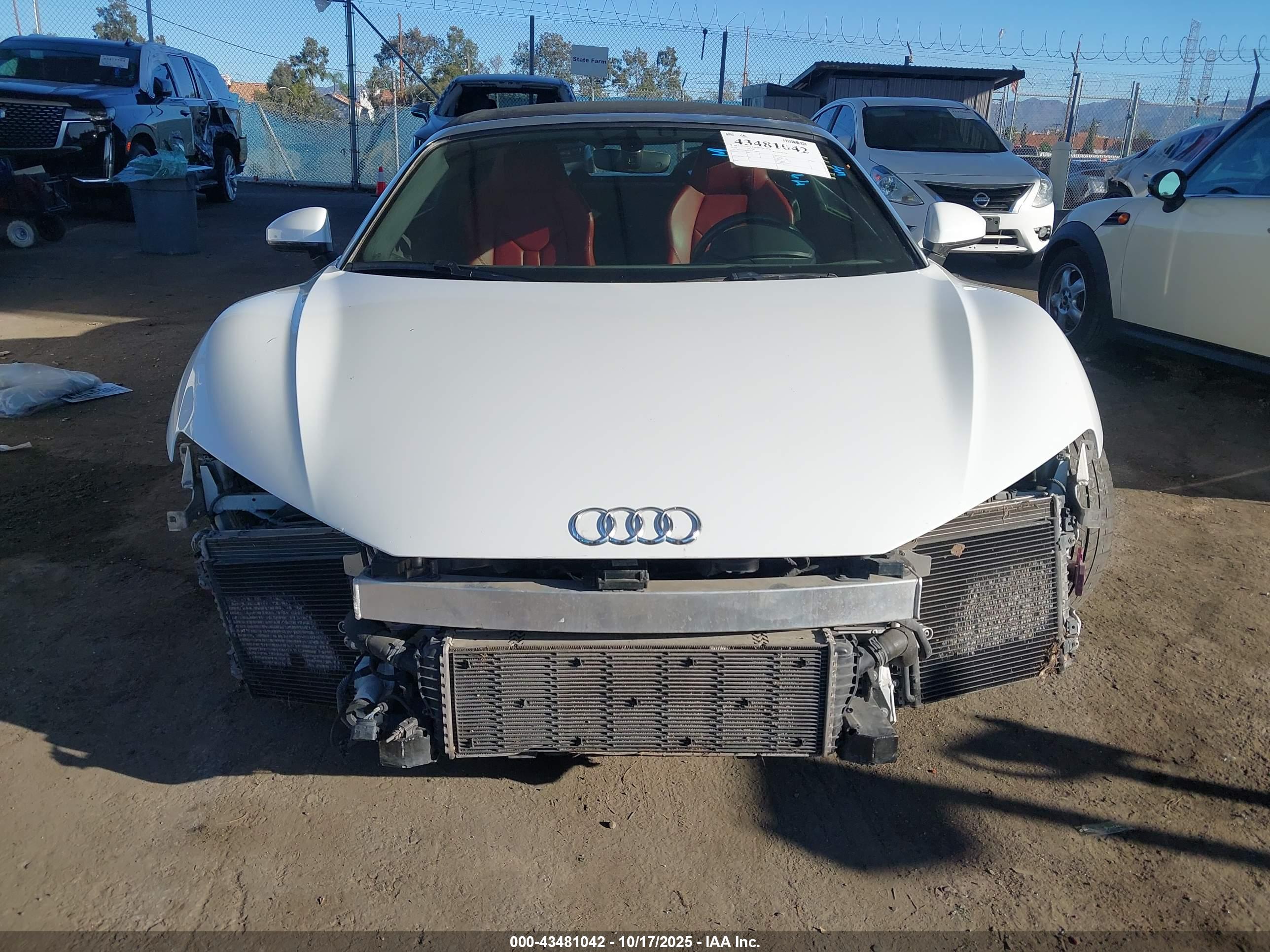 AUDI R8 image 6