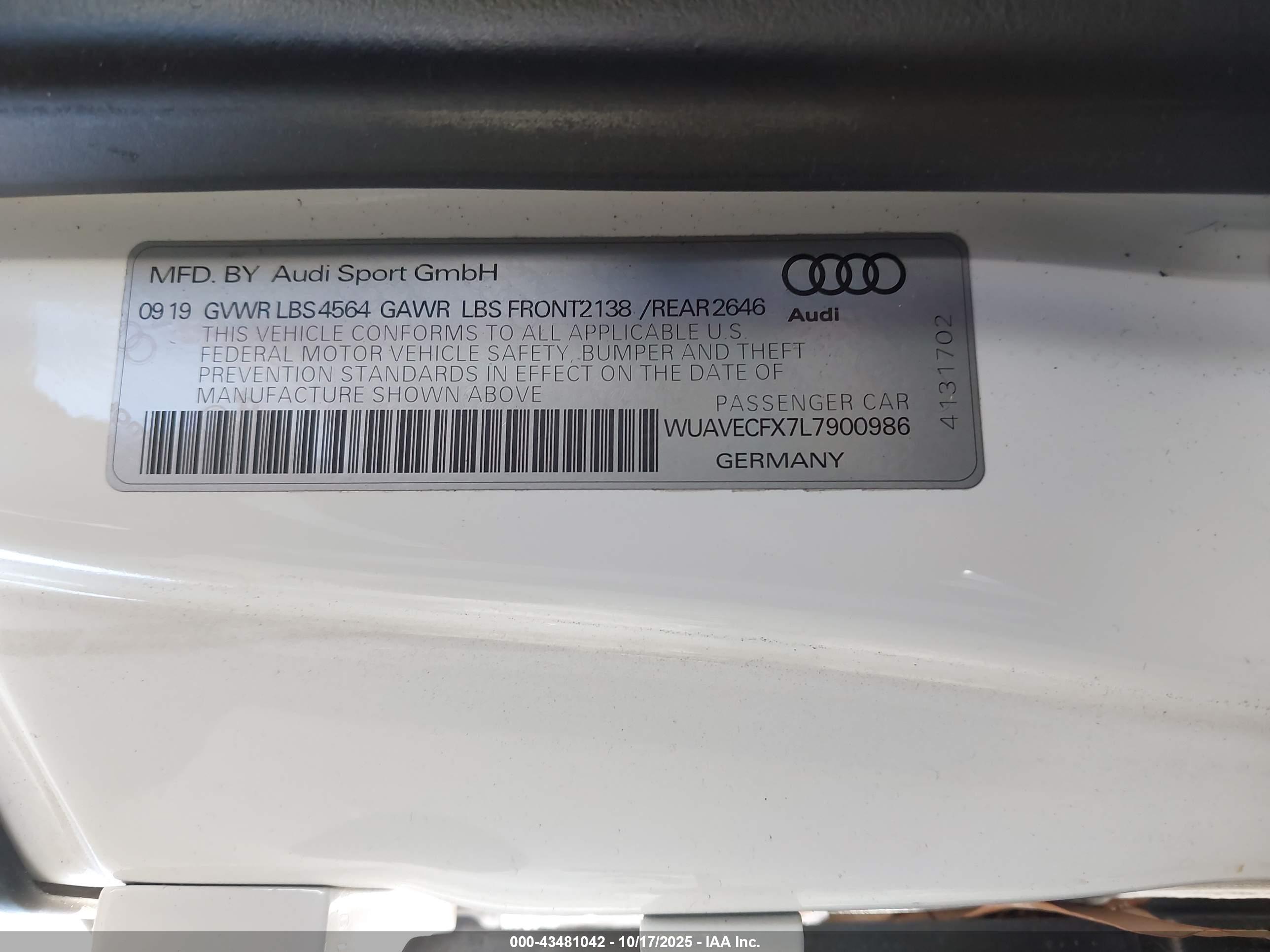 AUDI R8 image 9