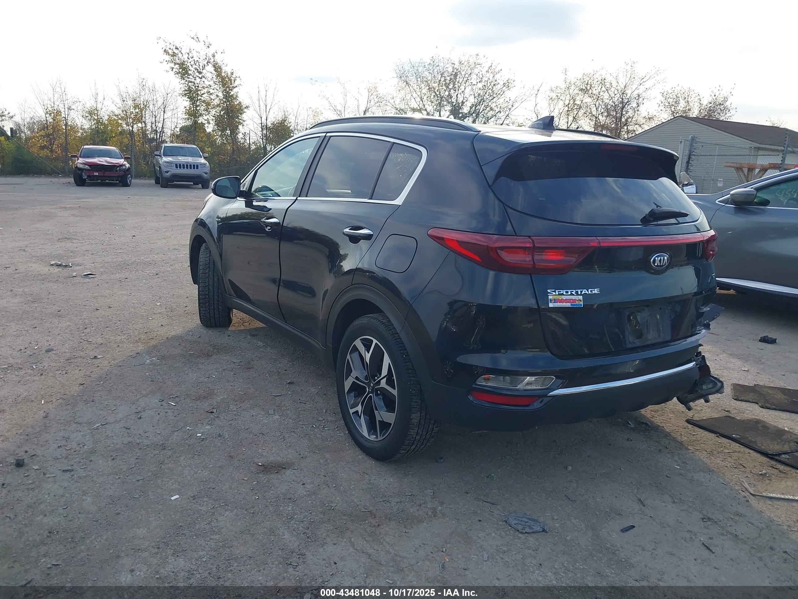 KIA SPORTAGE image 3