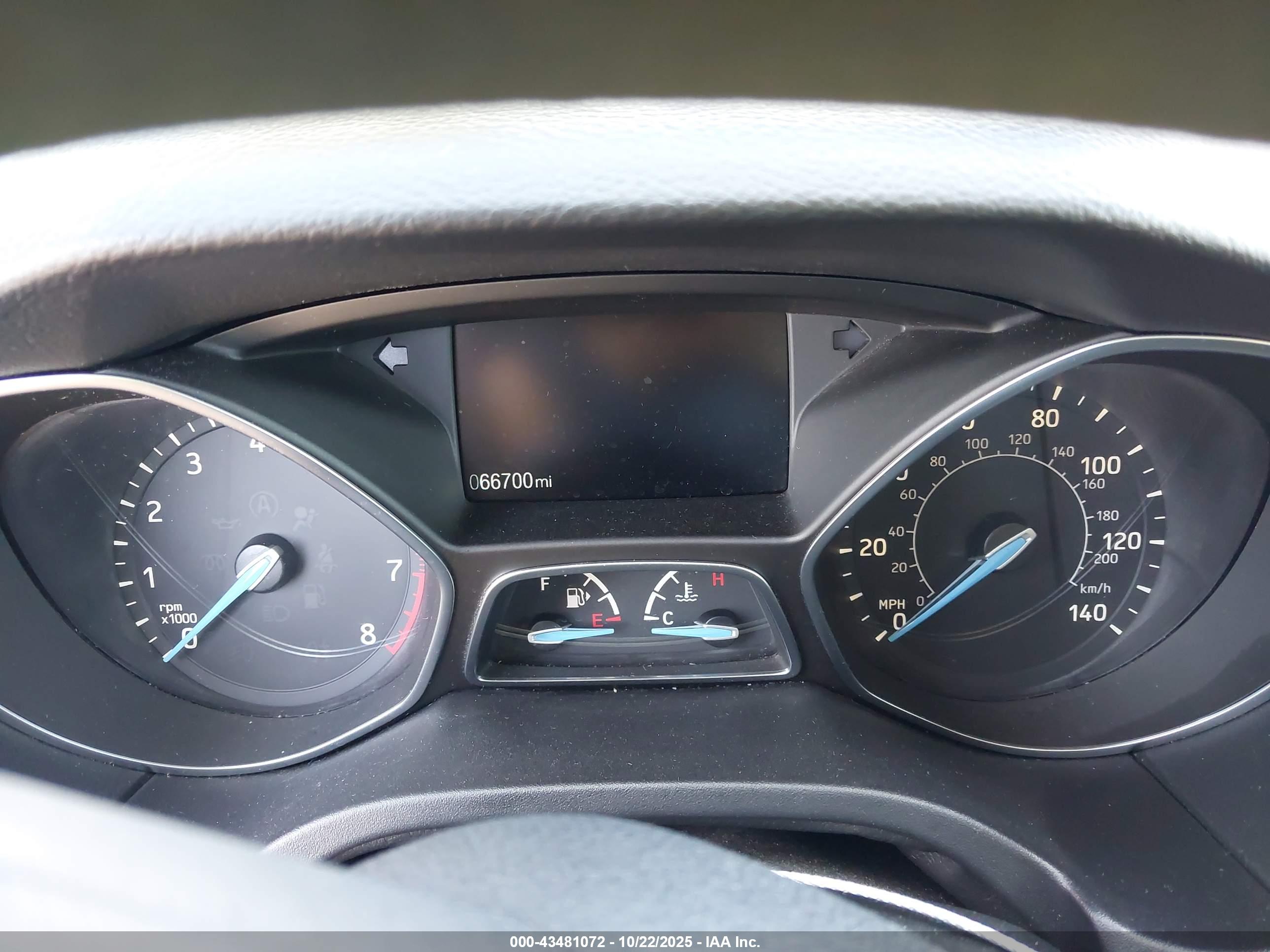 FORD FOCUS image 7