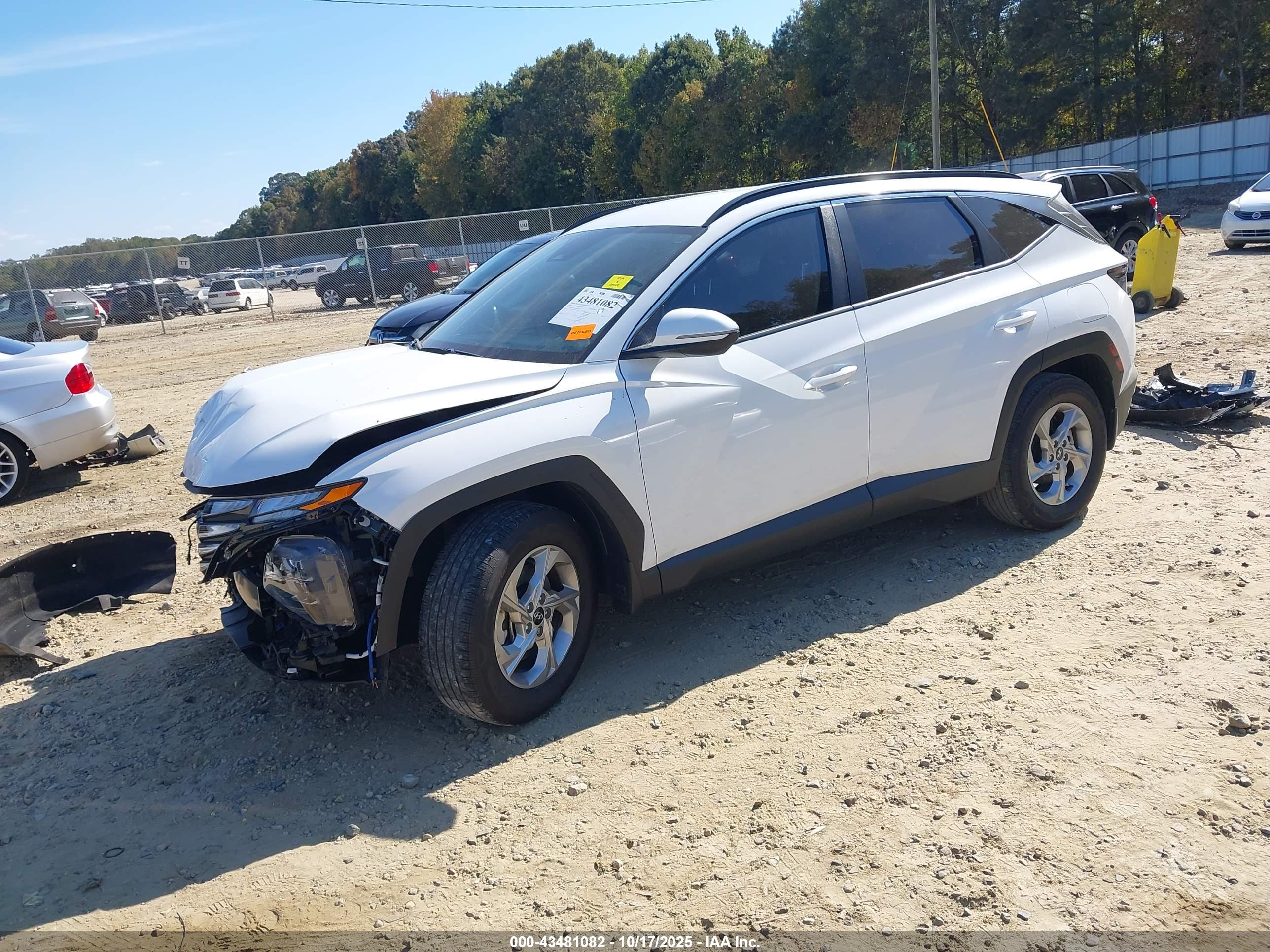HYUNDAI TUCSON image 2