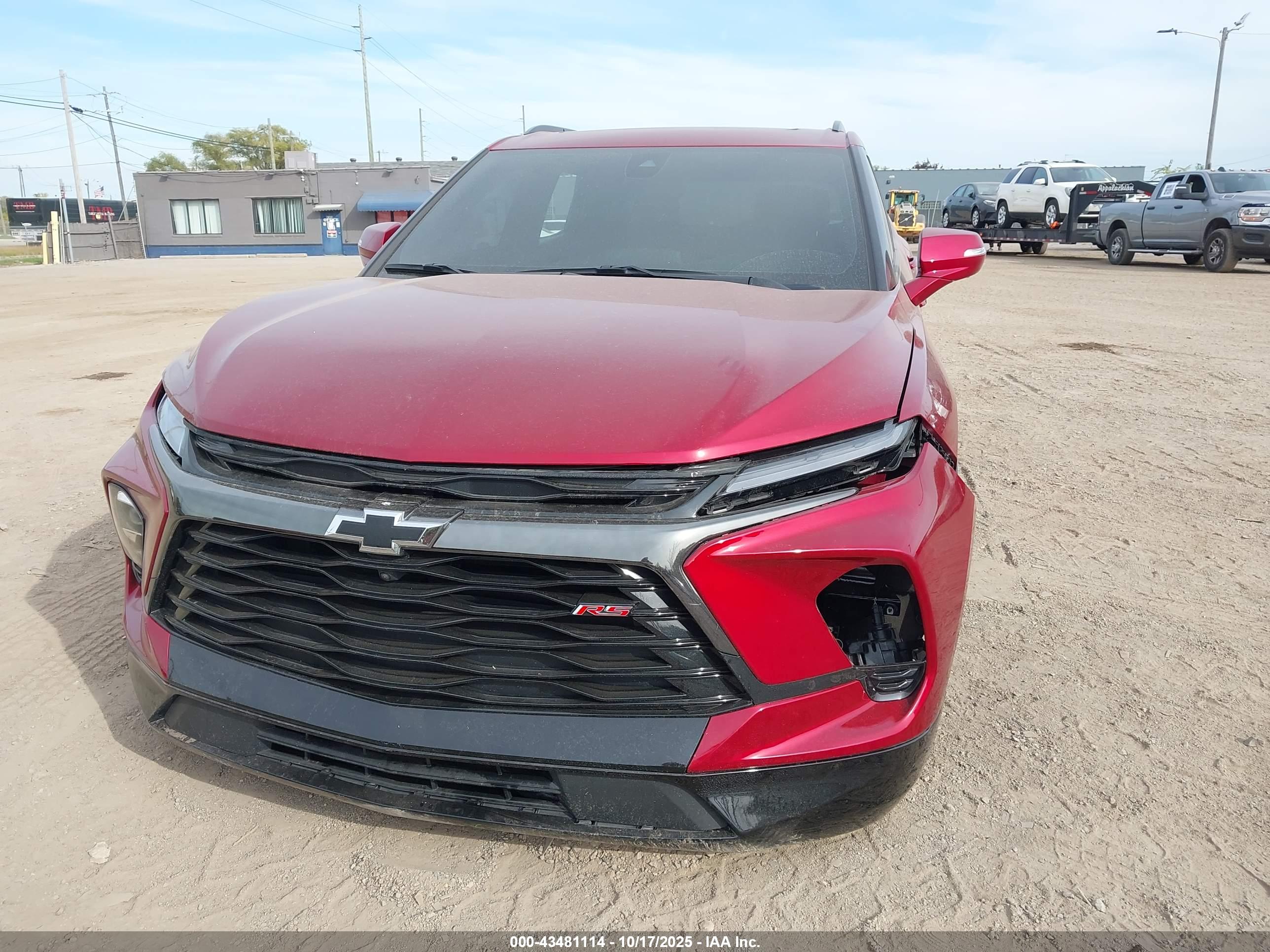 CHEVROLET BLAZER image 6