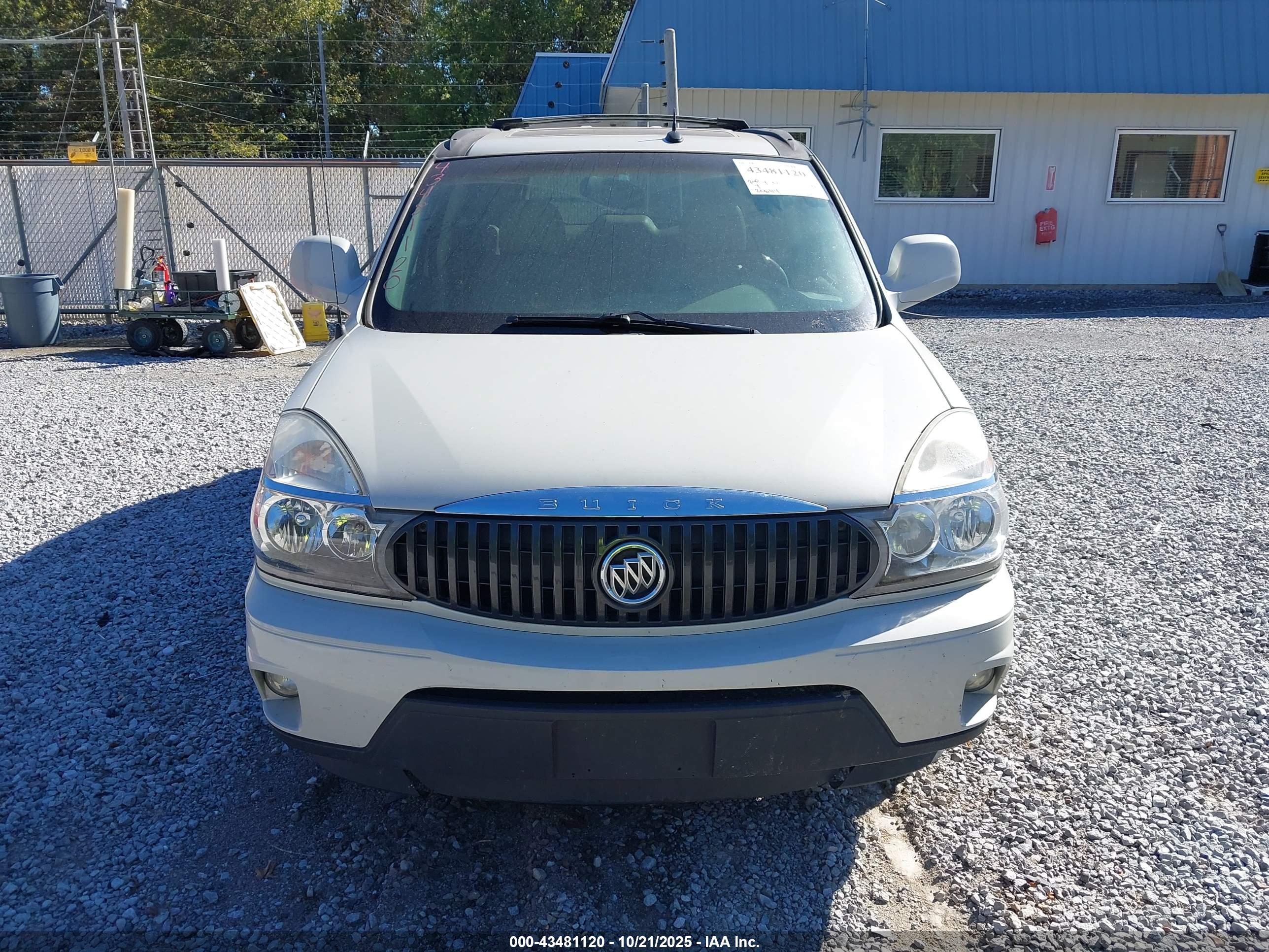 BUICK RENDEZVOUS image 6