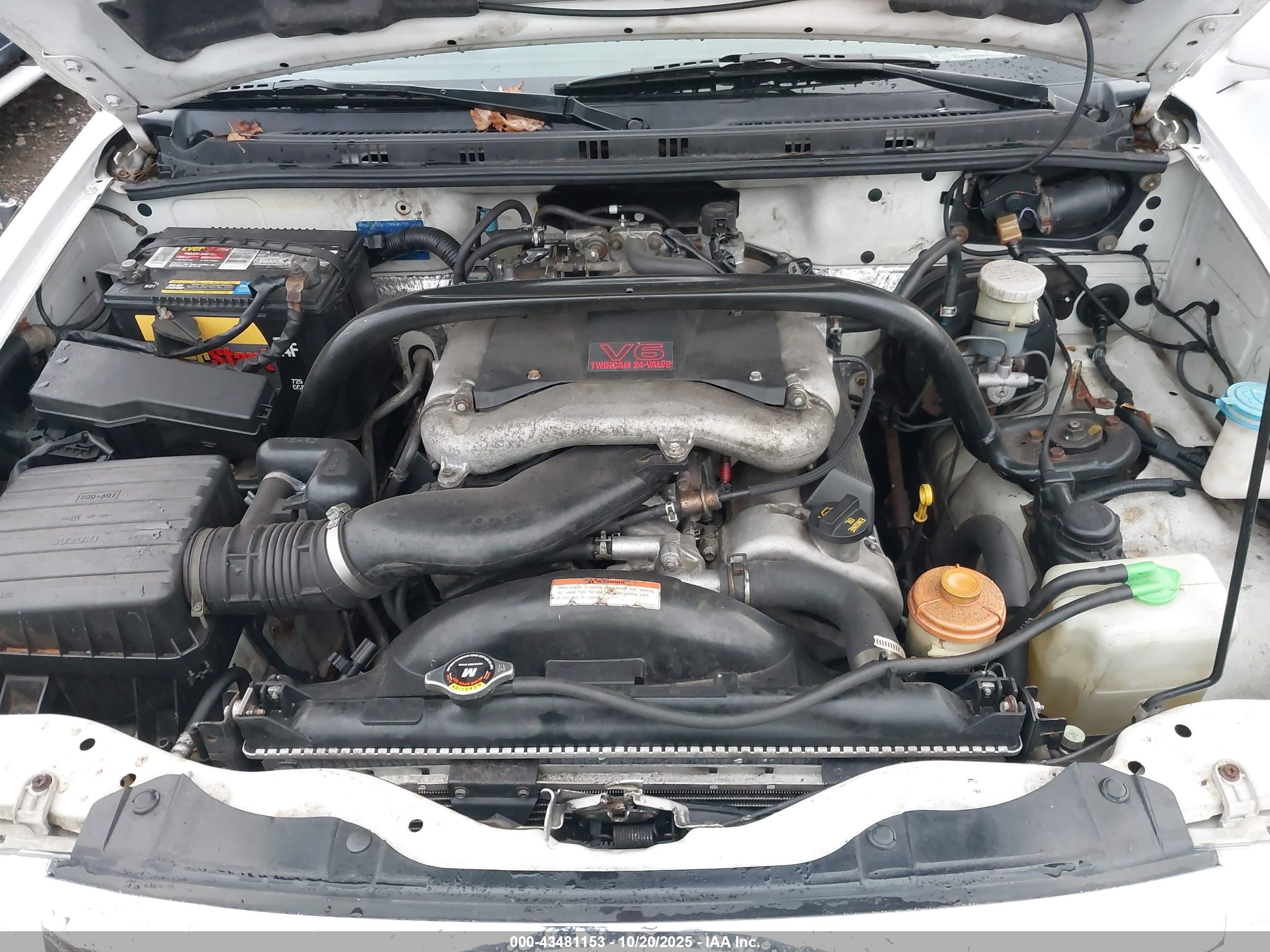 SUZUKI GRAND image 10
