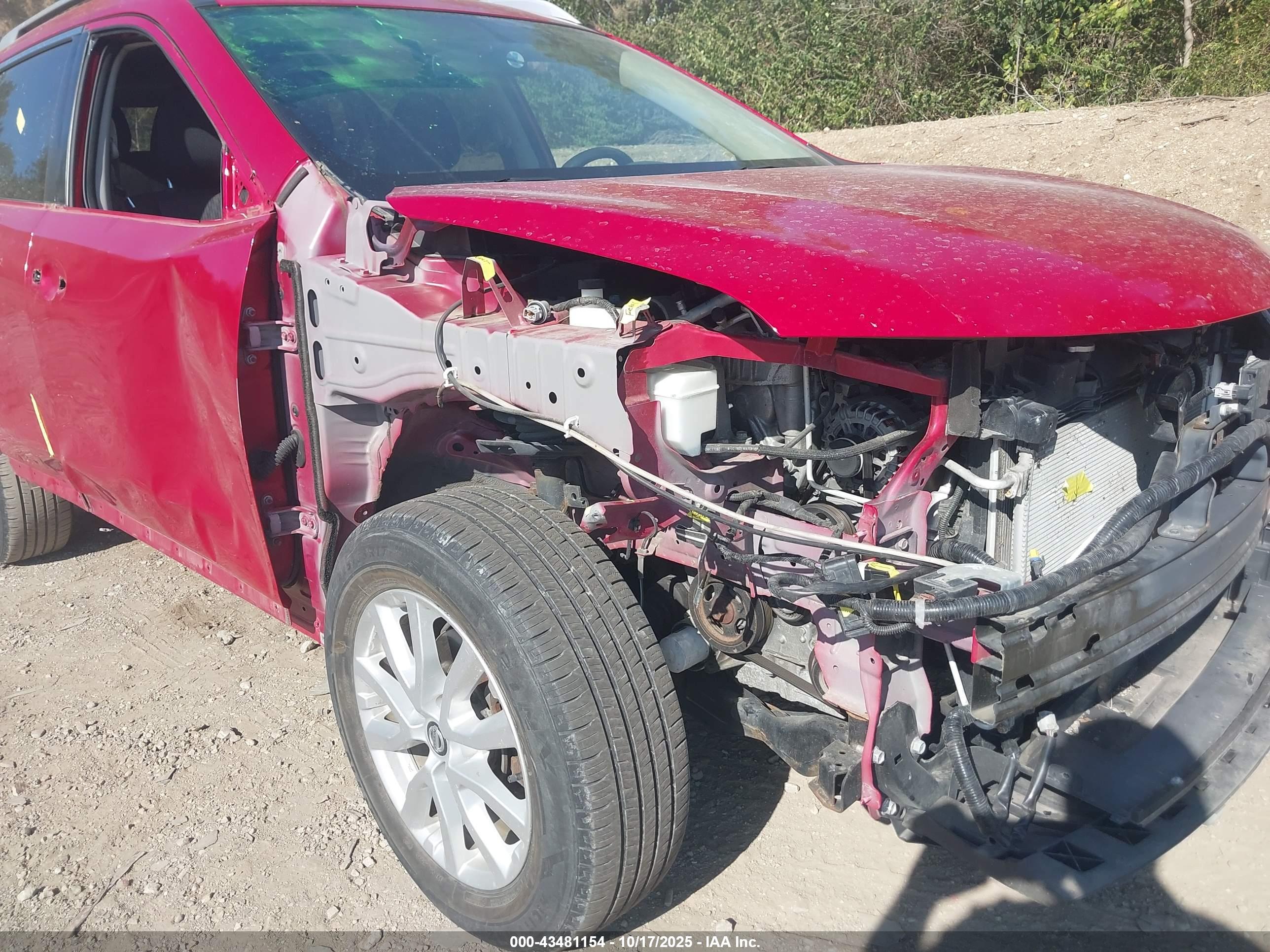 NISSAN ROGUE image 6