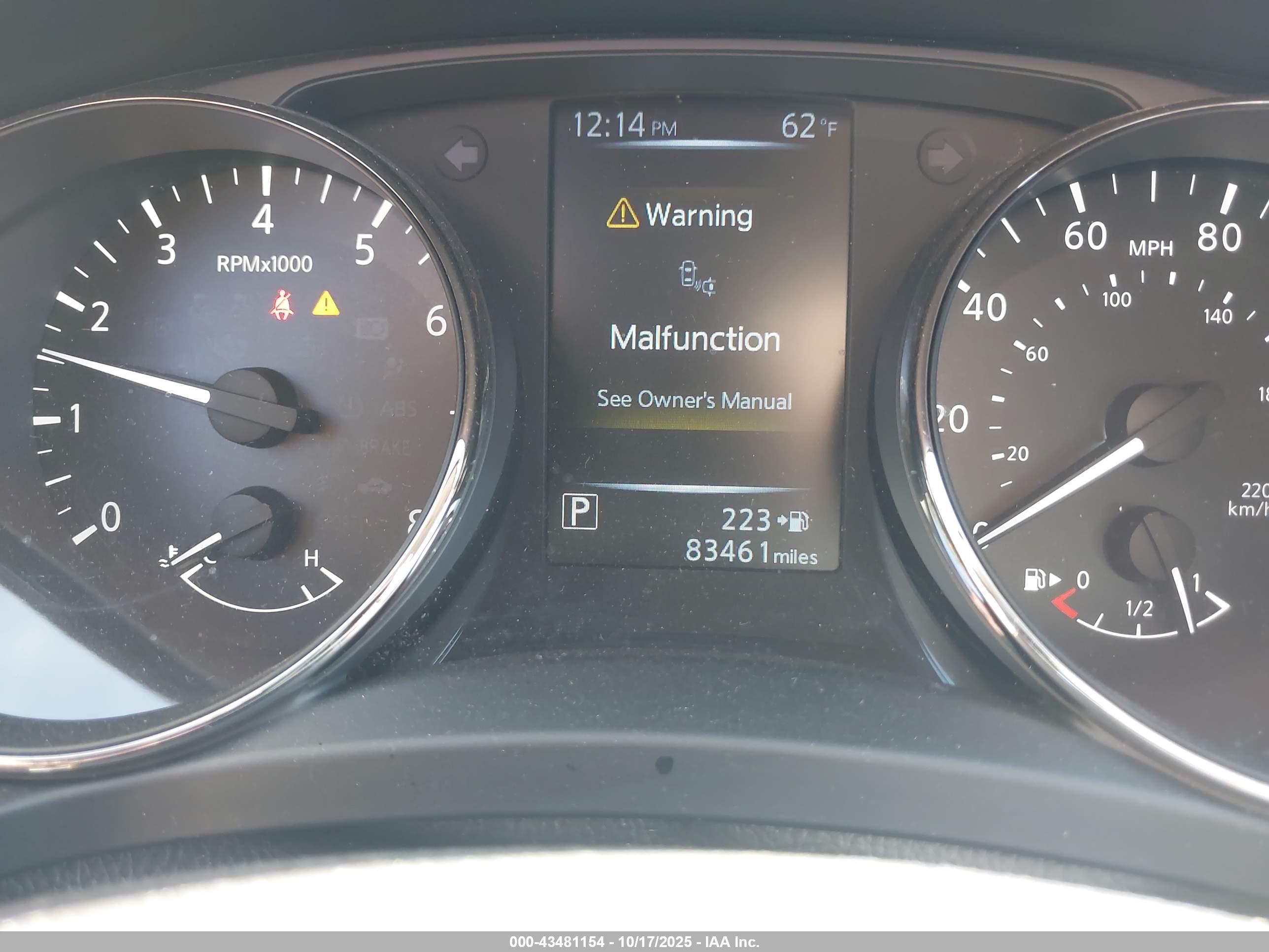 NISSAN ROGUE image 7