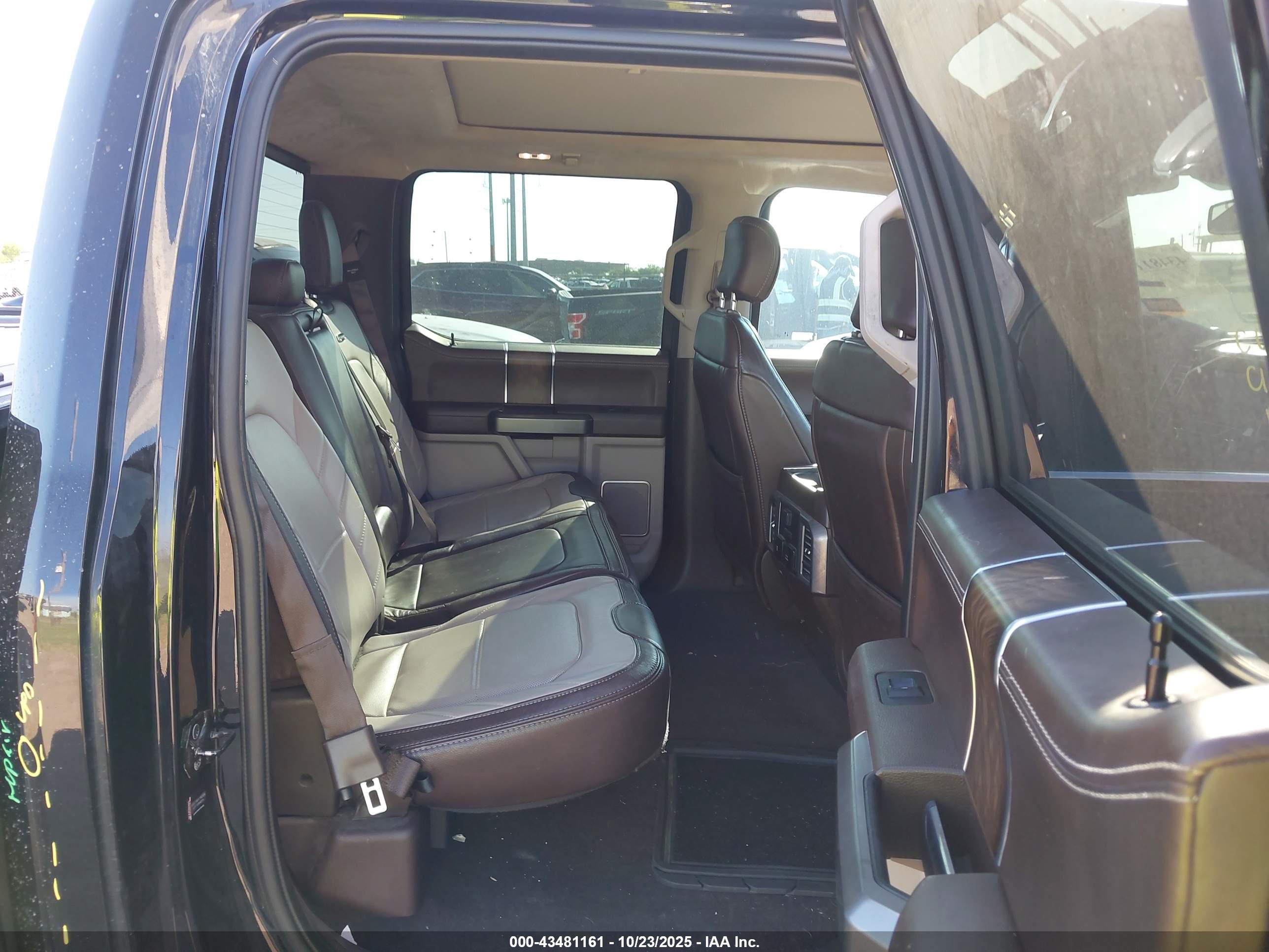 FORD F-150 image 8