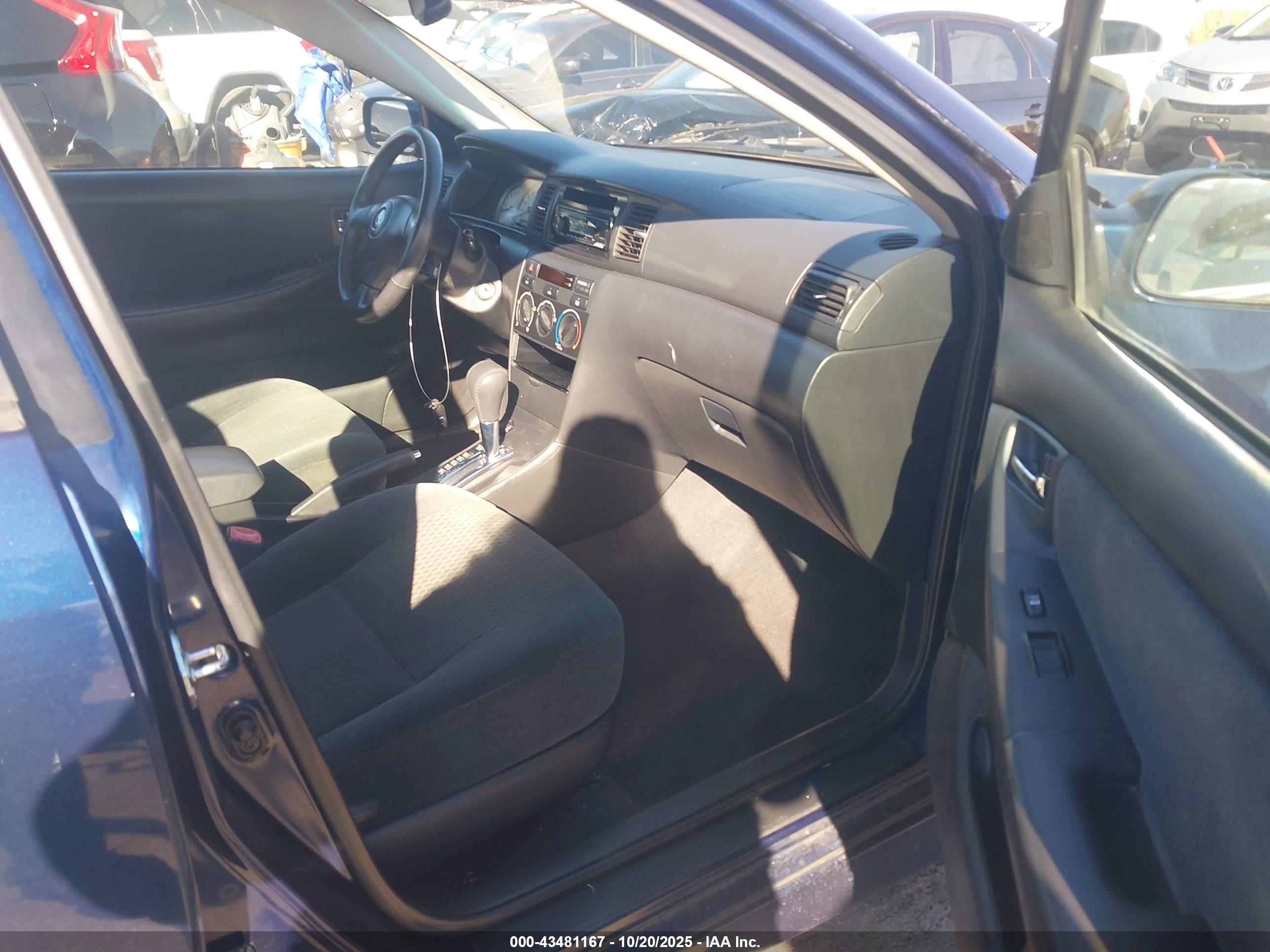 TOYOTA COROLLA image 5