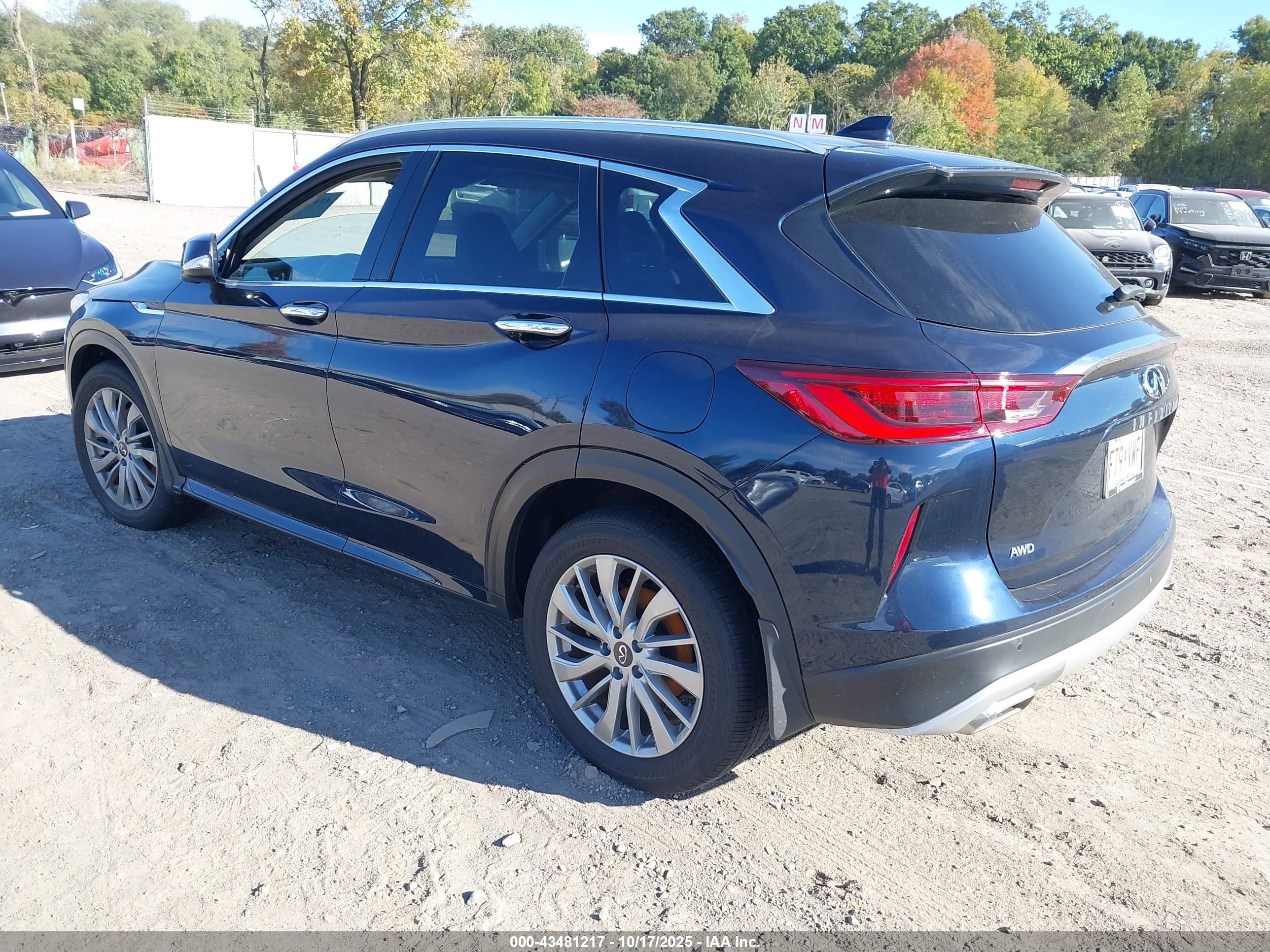 INFINITI QX50 image 3