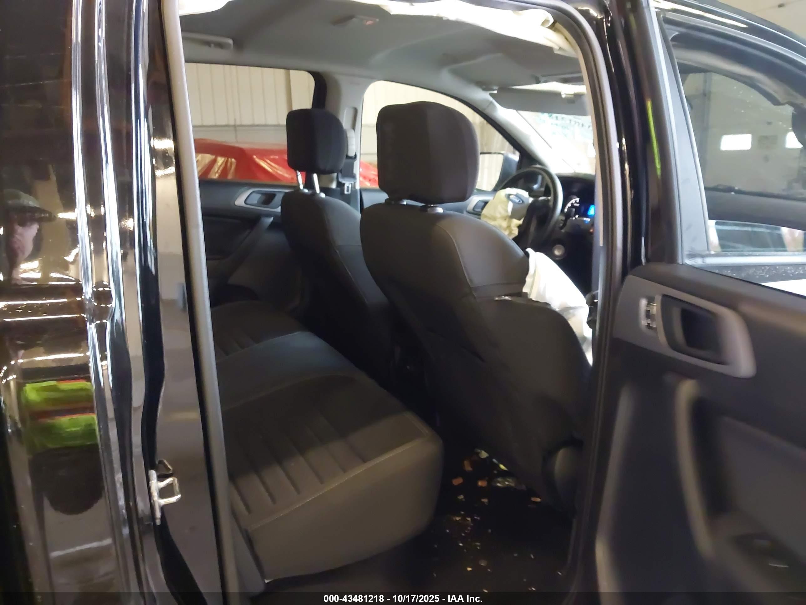 FORD RANGER image 8