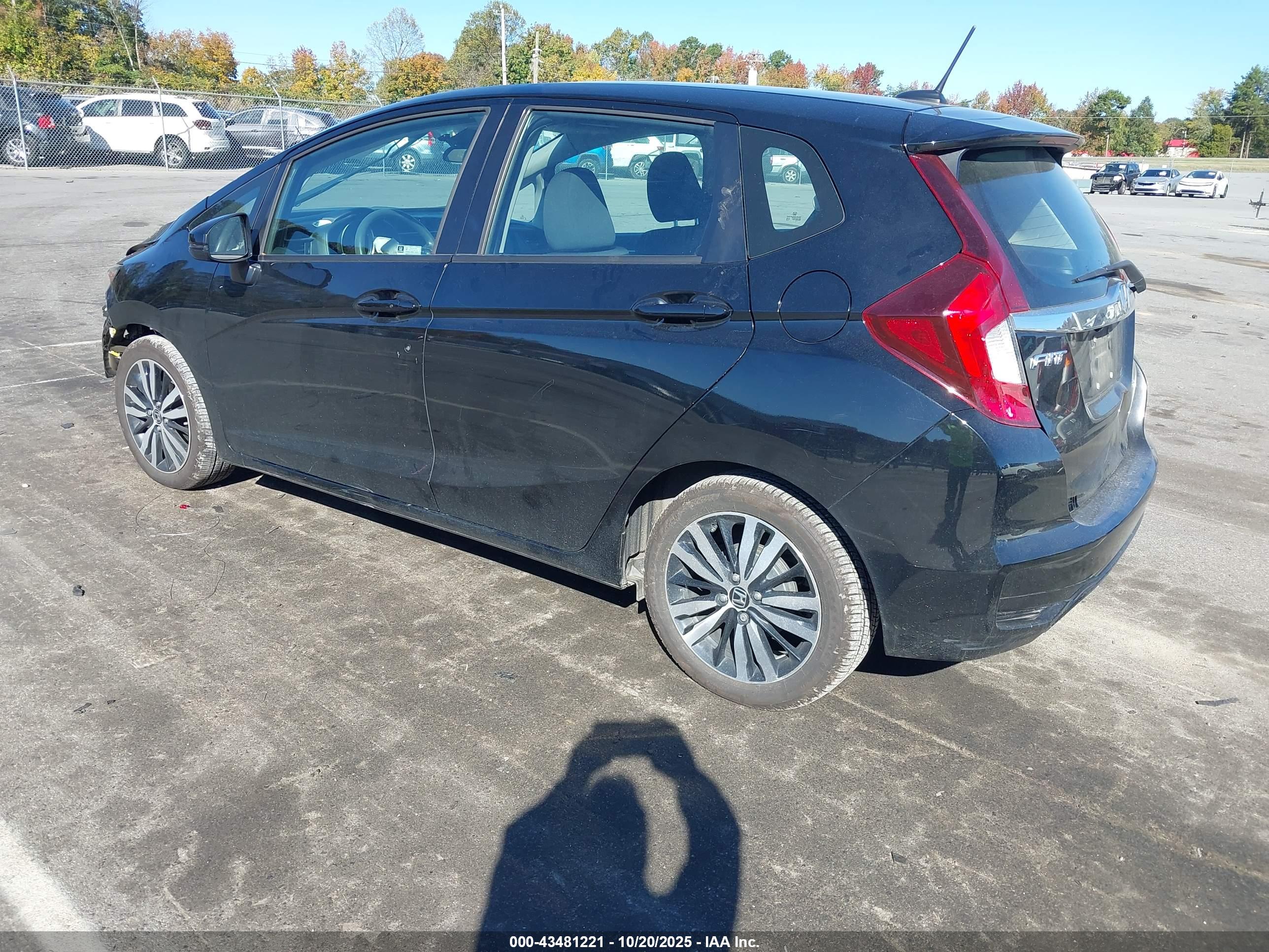 HONDA FIT image 3