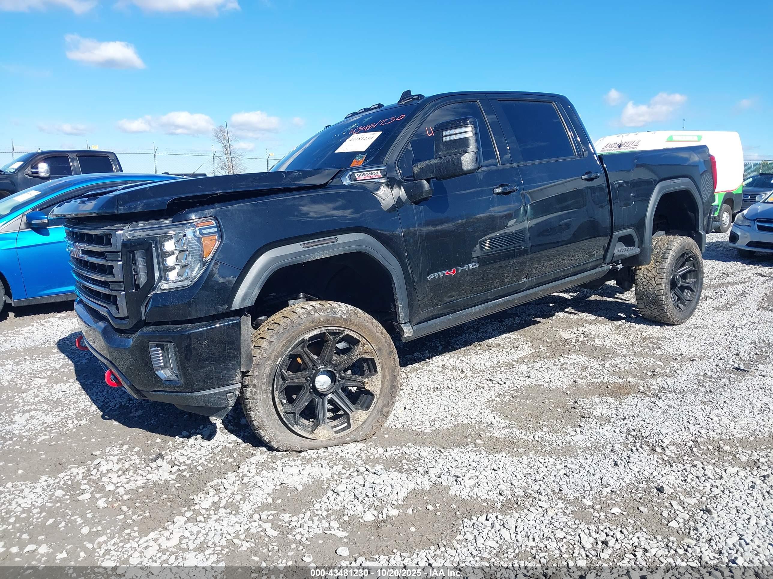GMC SIERRA image 2