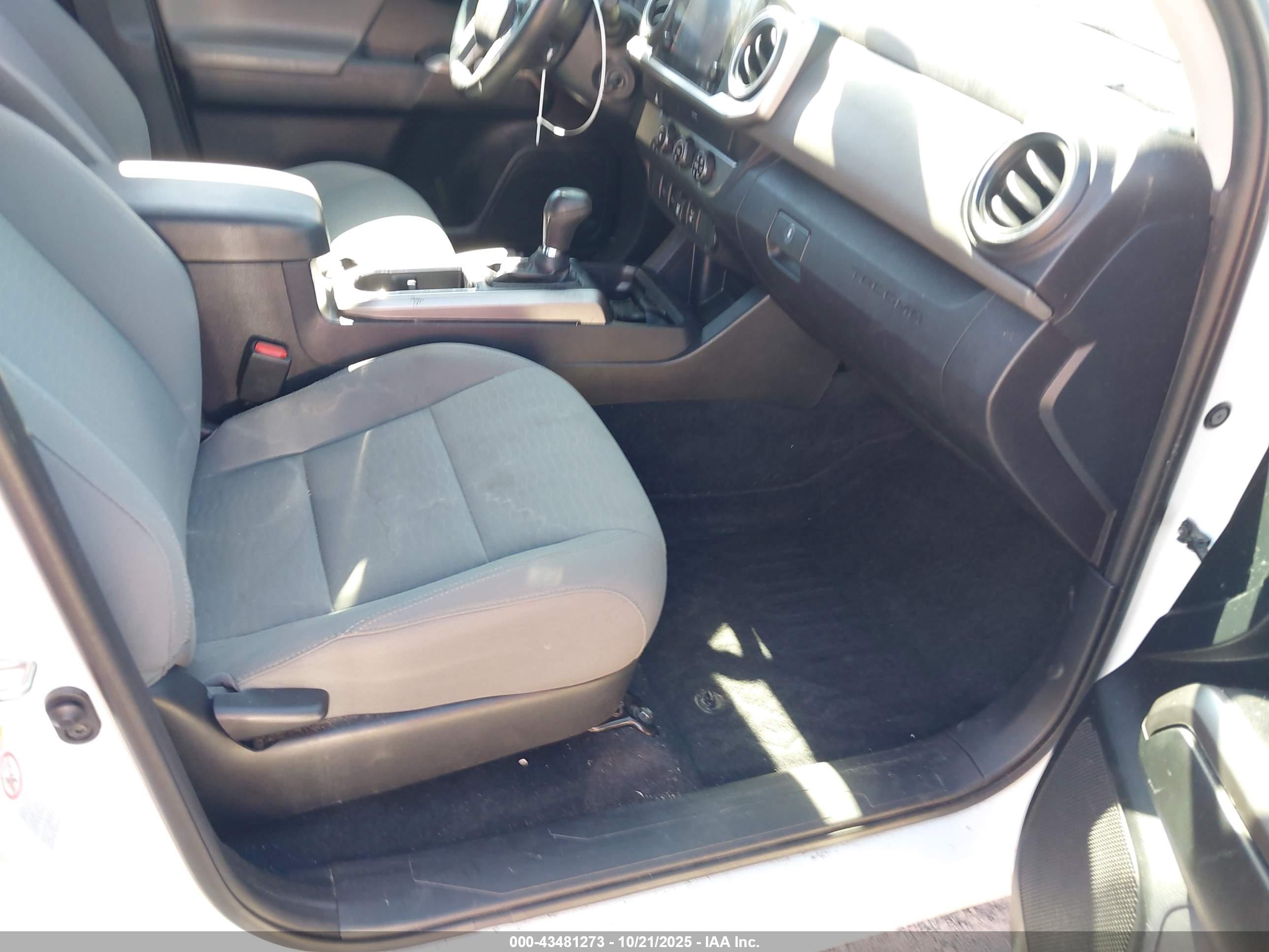 TOYOTA TACOMA image 5