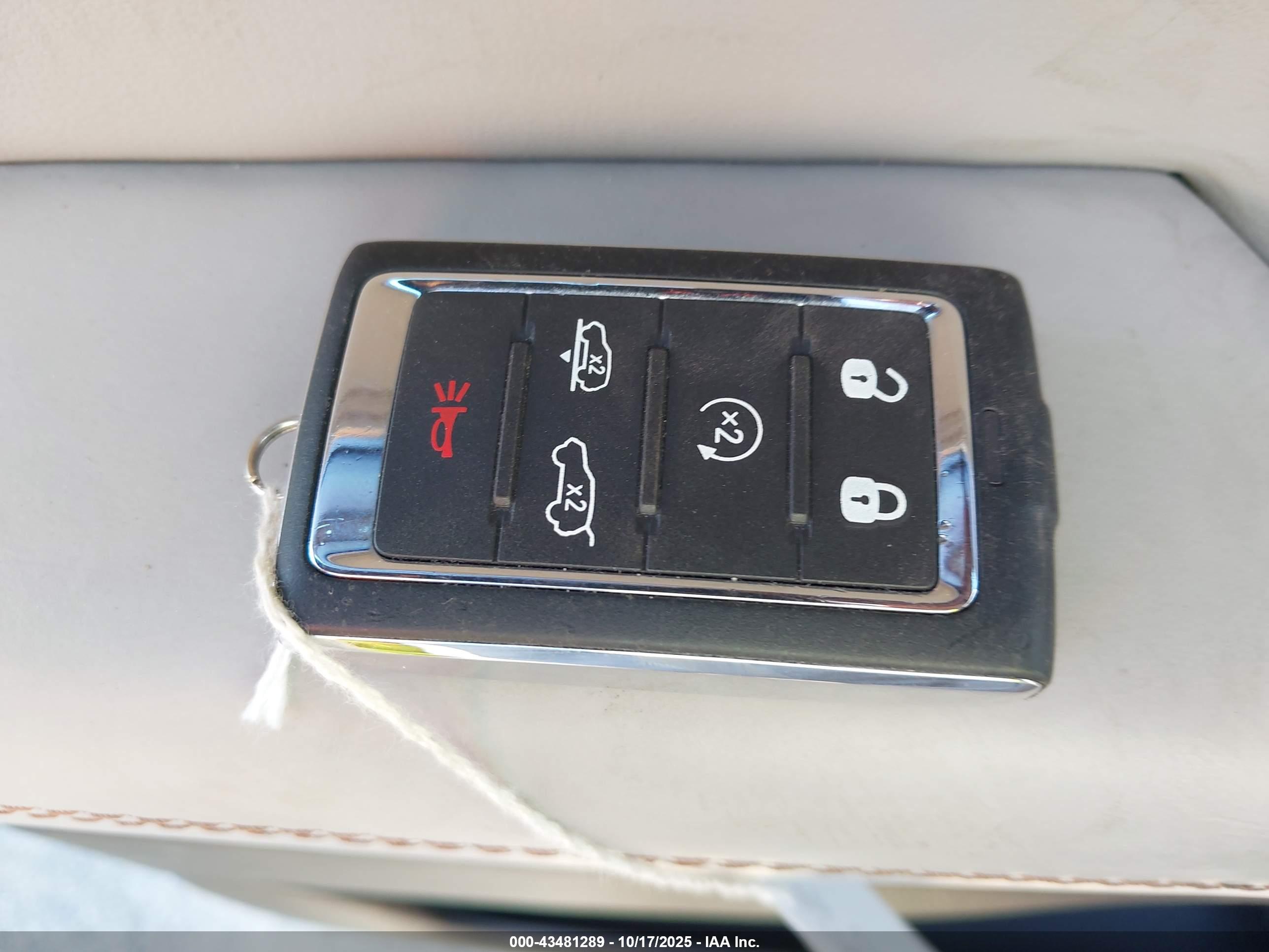 JEEP GRAND image 11