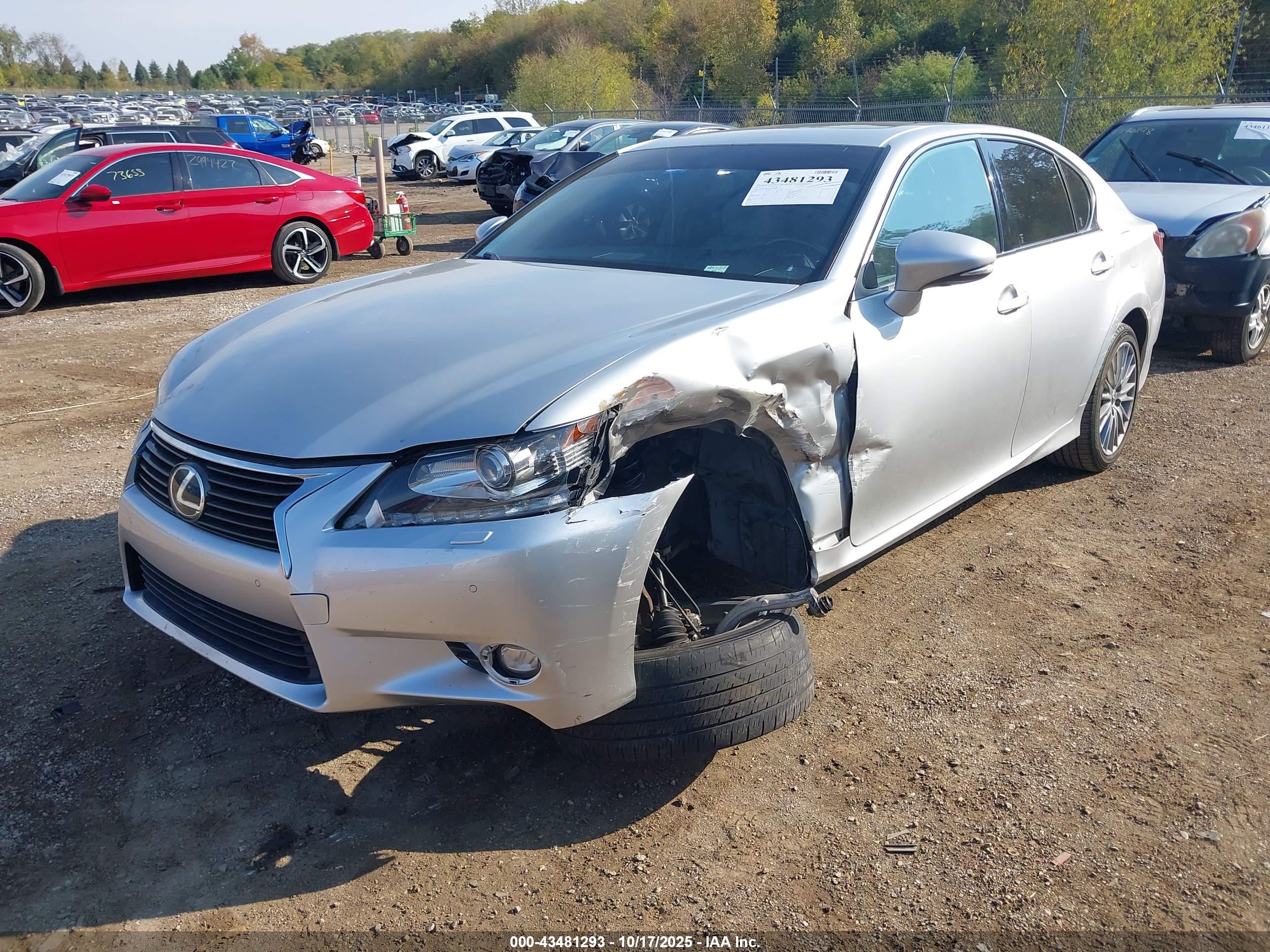 LEXUS GS image 2