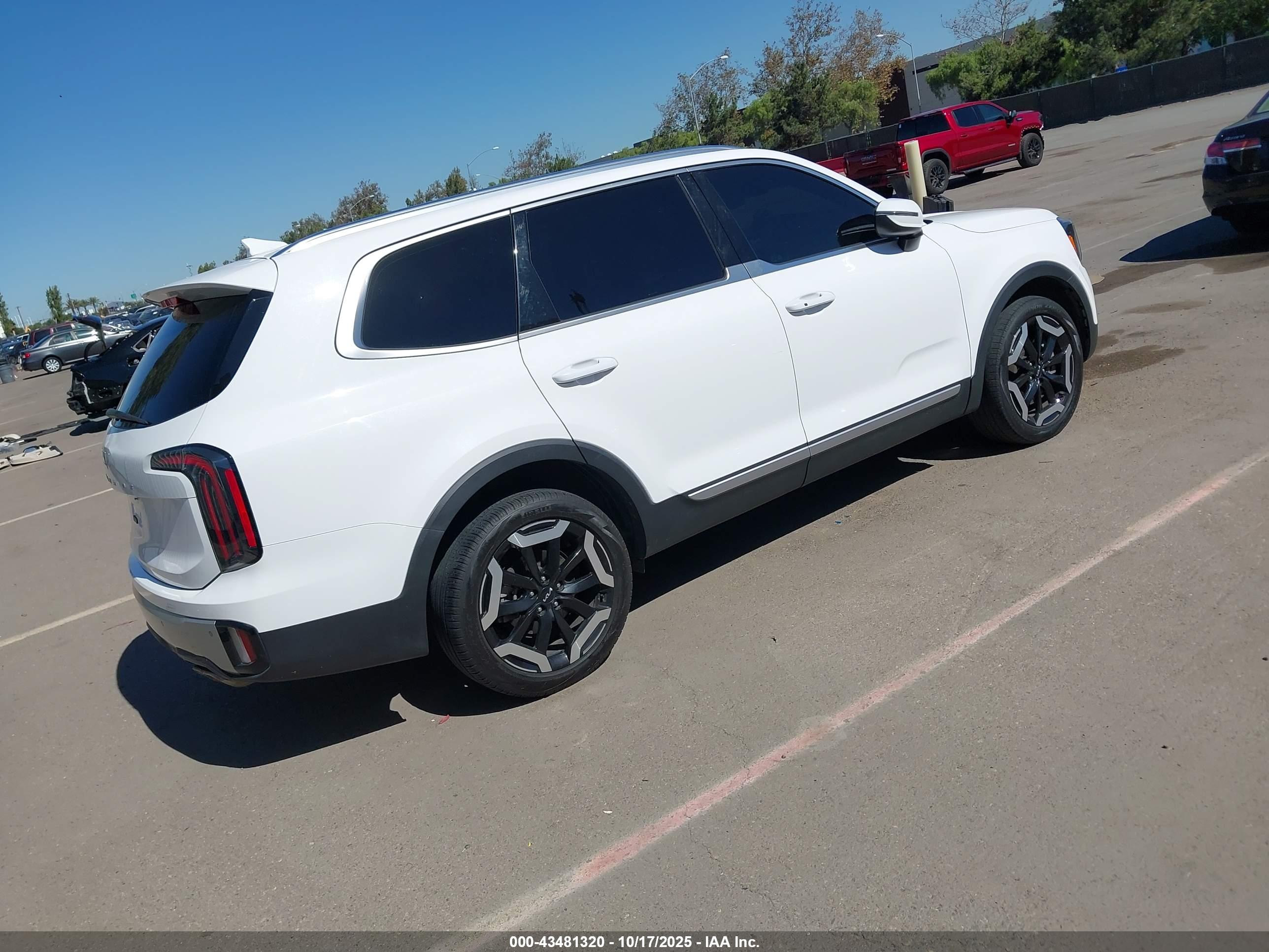 KIA TELLURIDE image 4