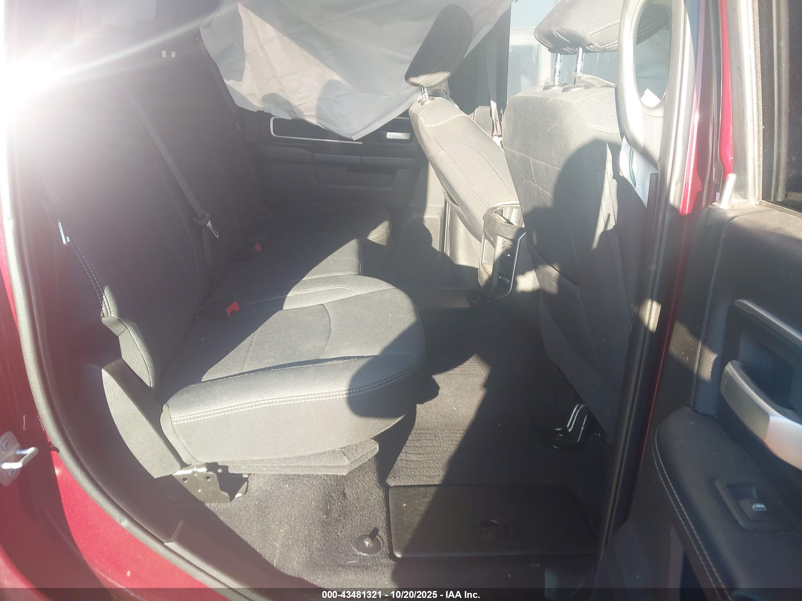 RAM 2500 image 8