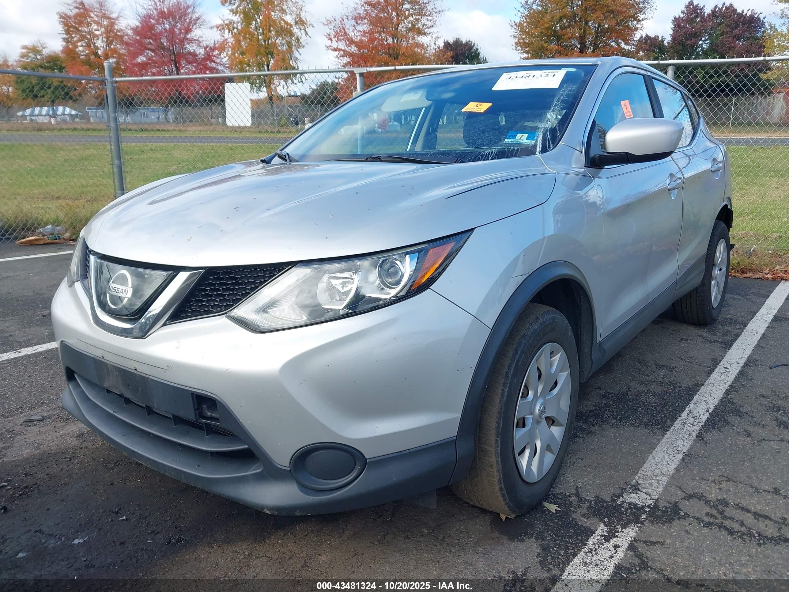 NISSAN ROGUE image 2