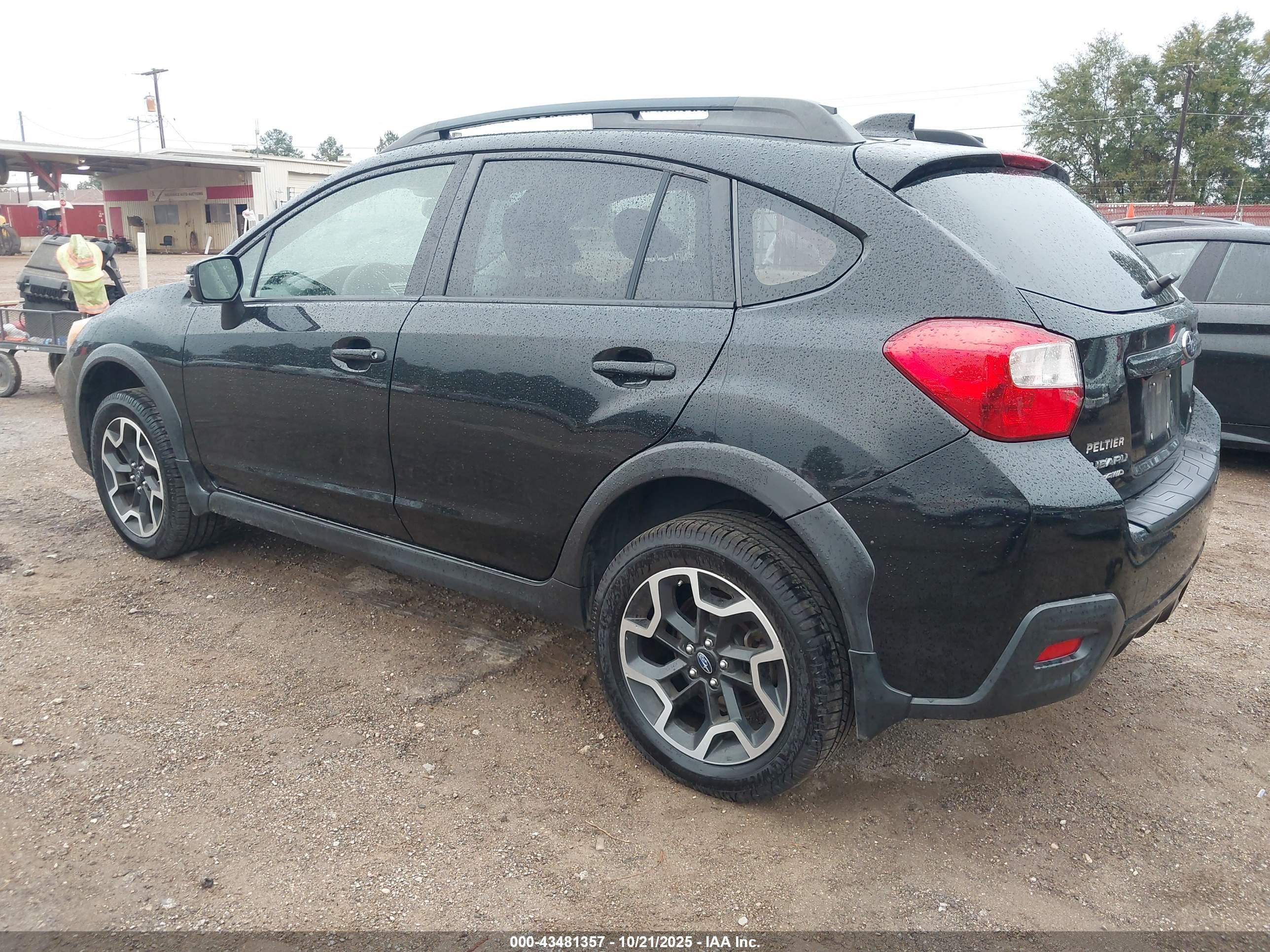 SUBARU CROSSTREK image 3