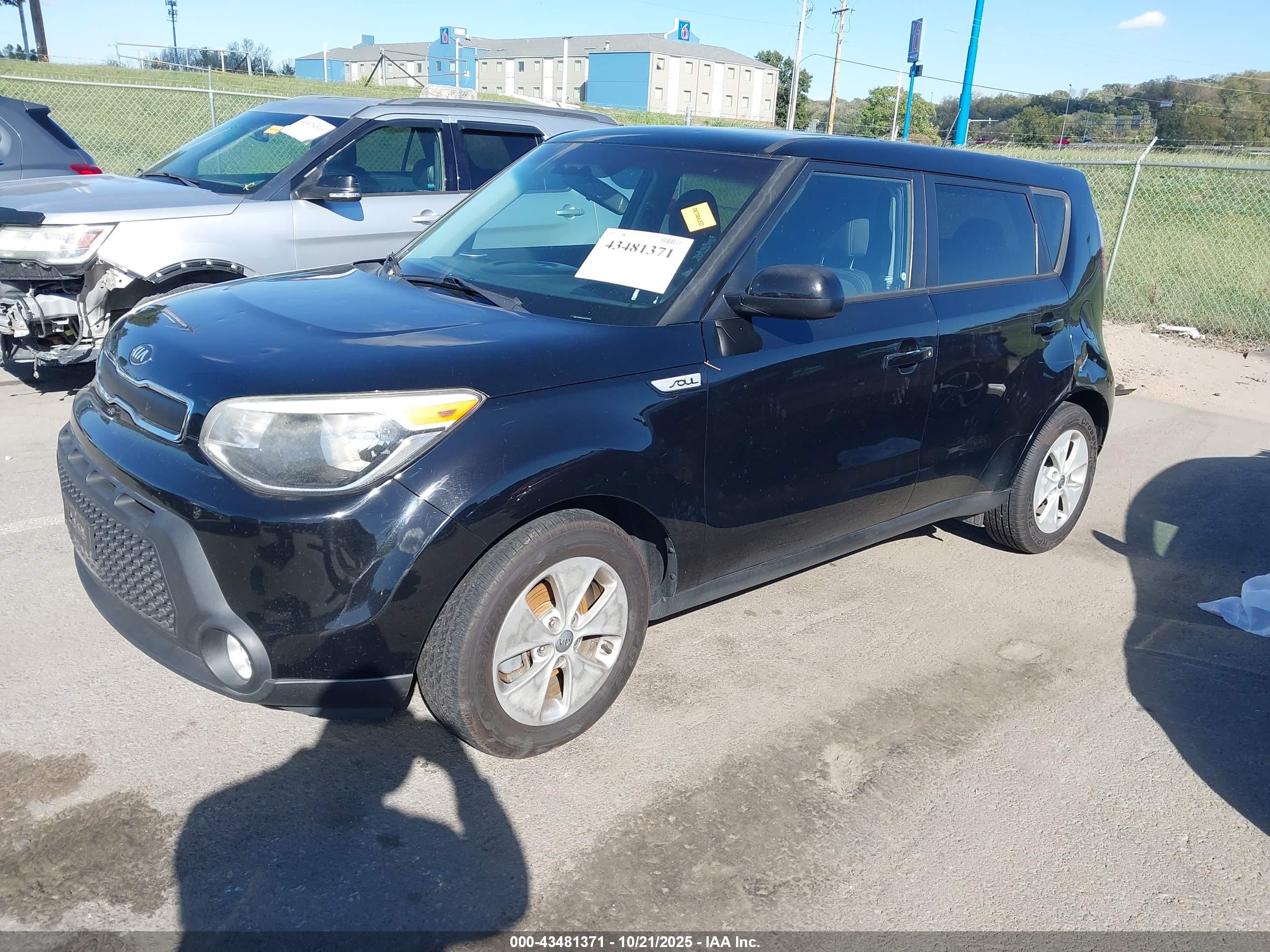 KIA SOUL image 2