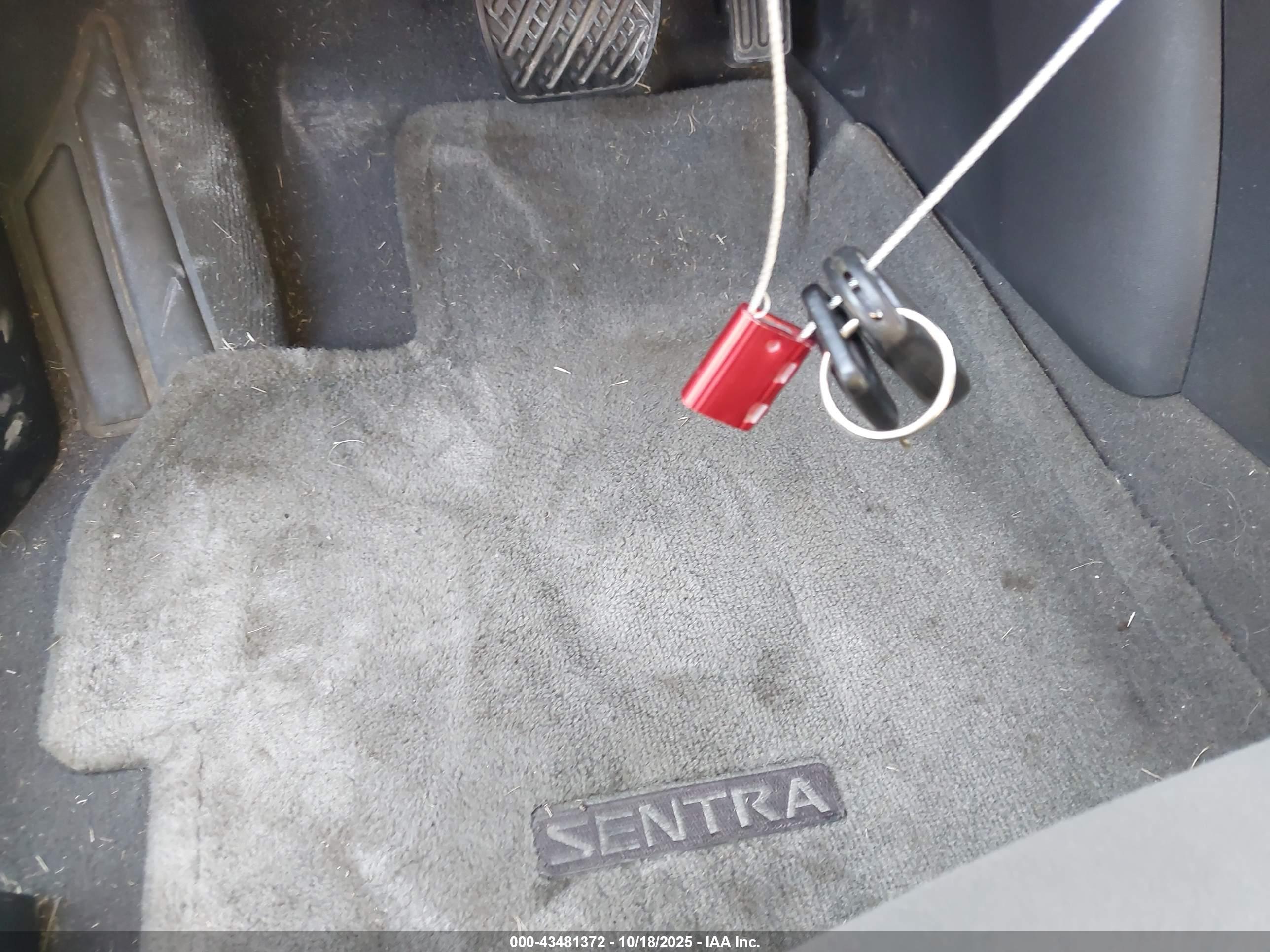 NISSAN SENTRA image 11