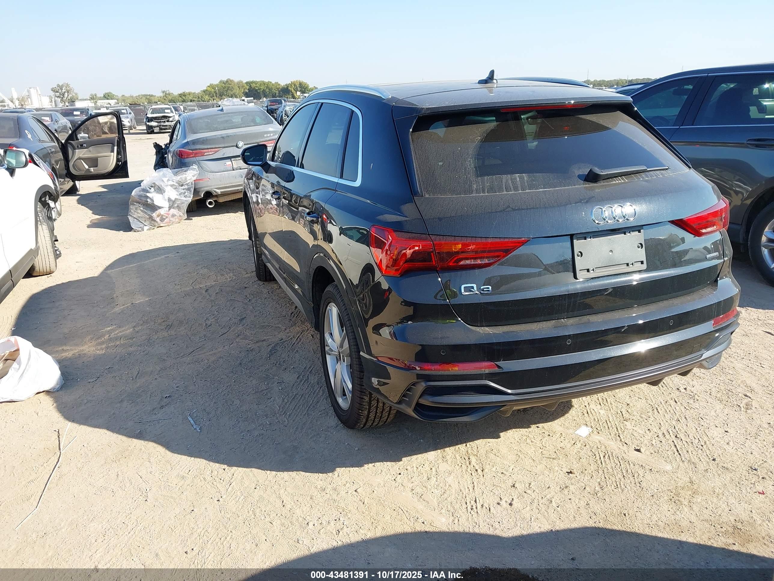 AUDI Q3 image 3