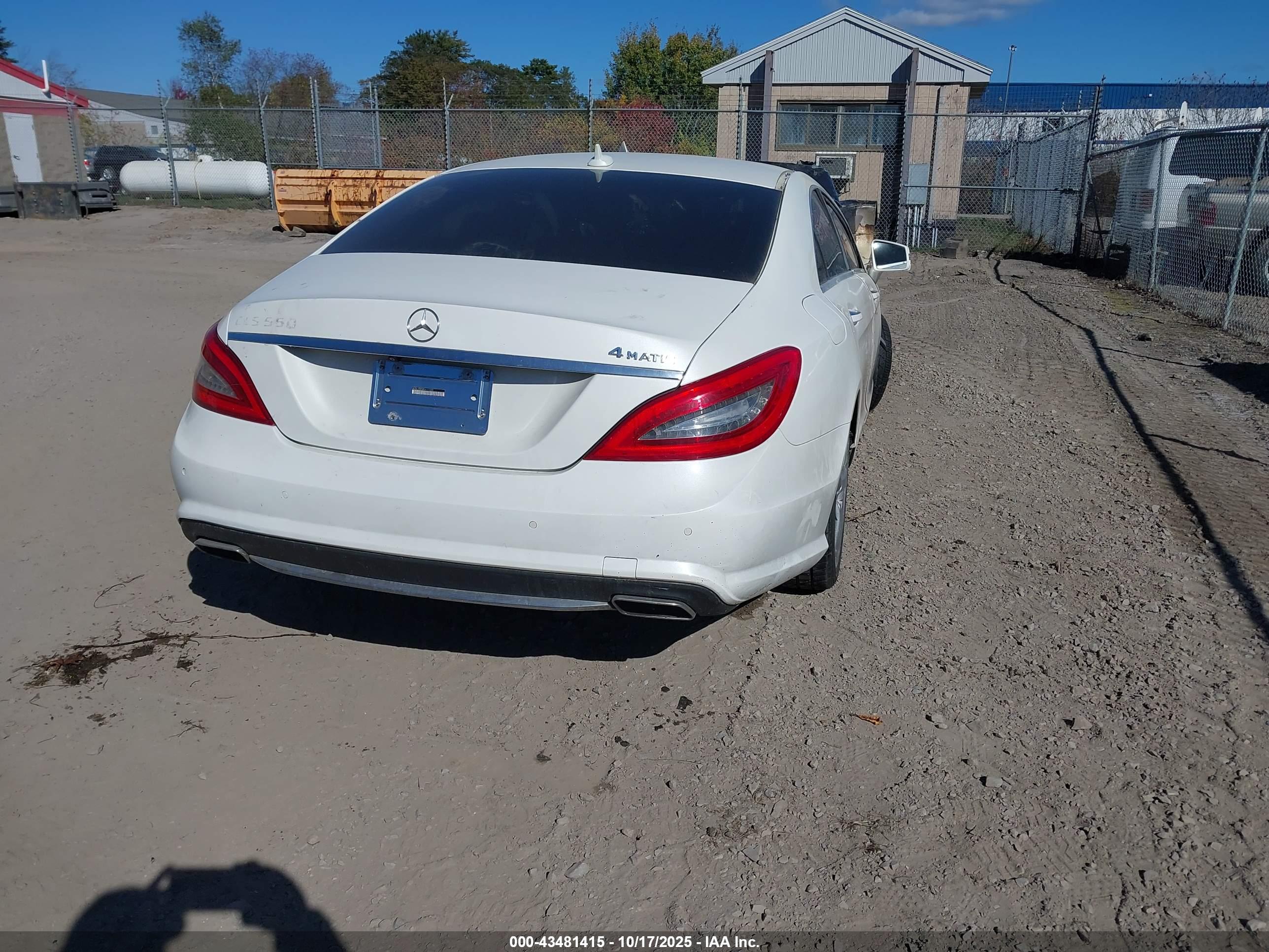 MERCEDES-BENZ CLS image 4