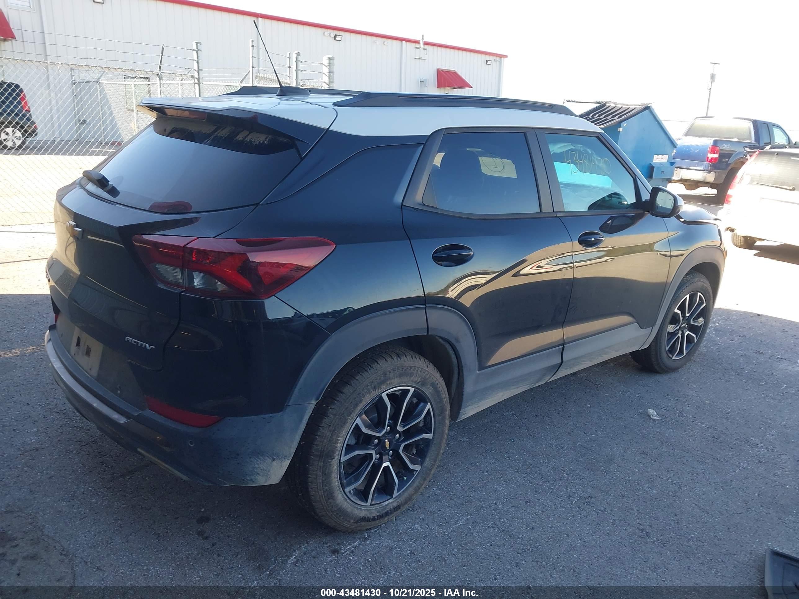 CHEVROLET TRAILBLAZER image 4