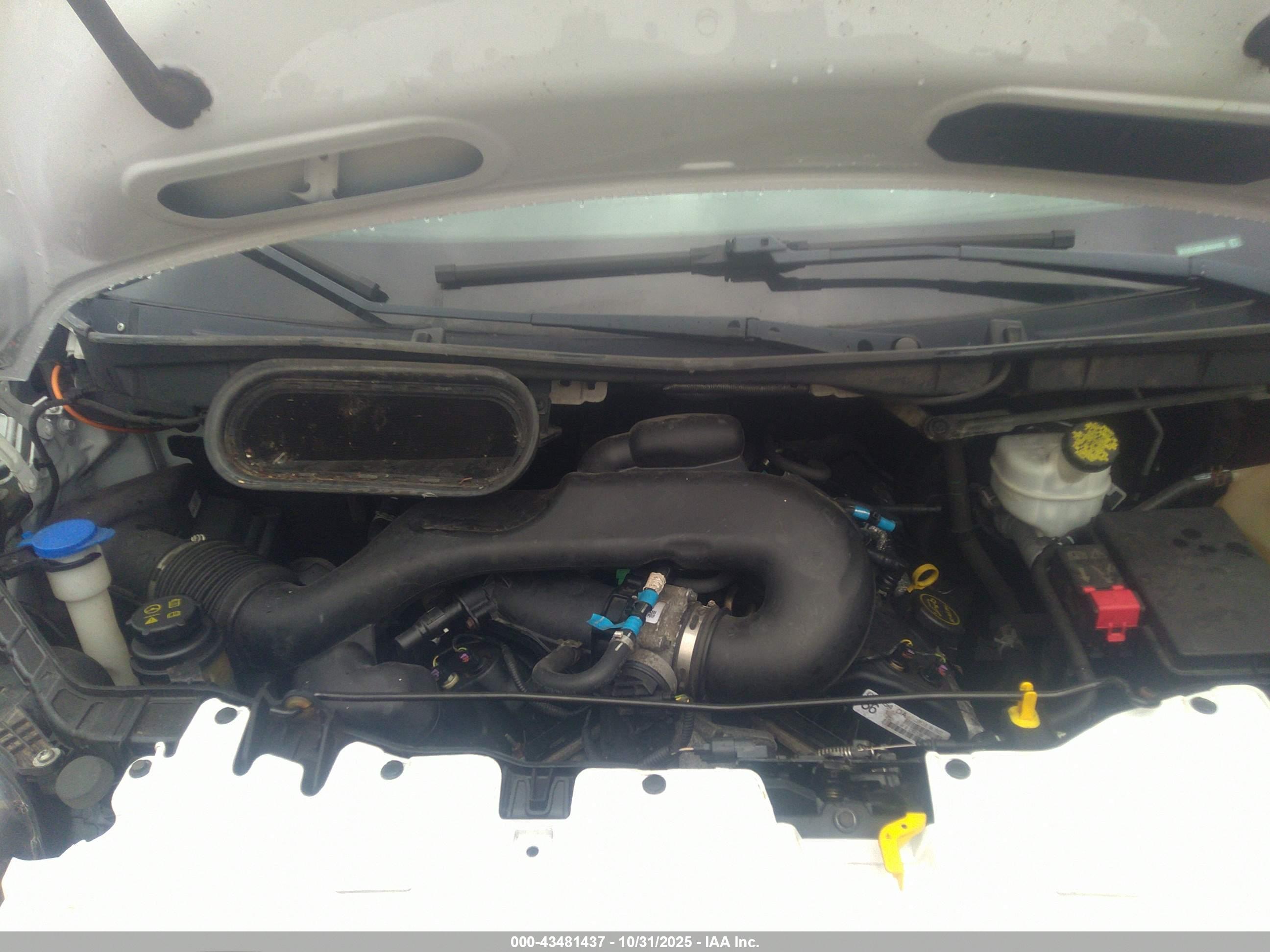 FORD TRANSIT-250 image 10