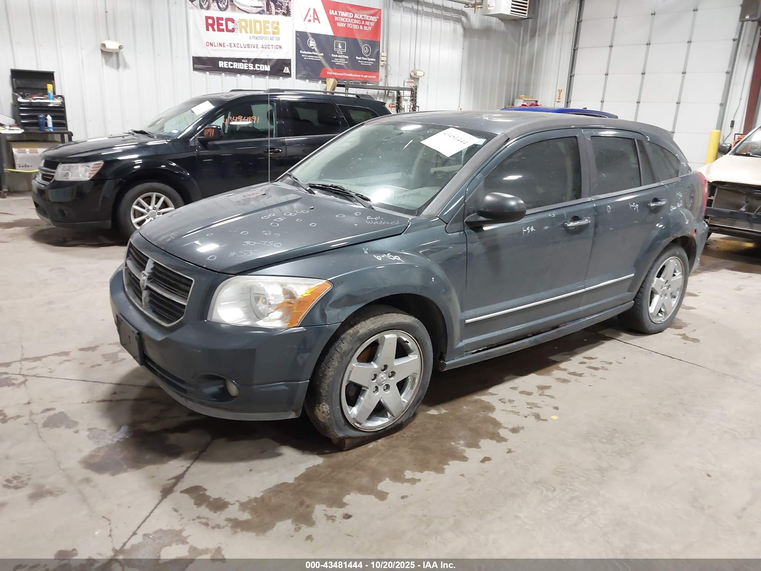 DODGE CALIBER image 2