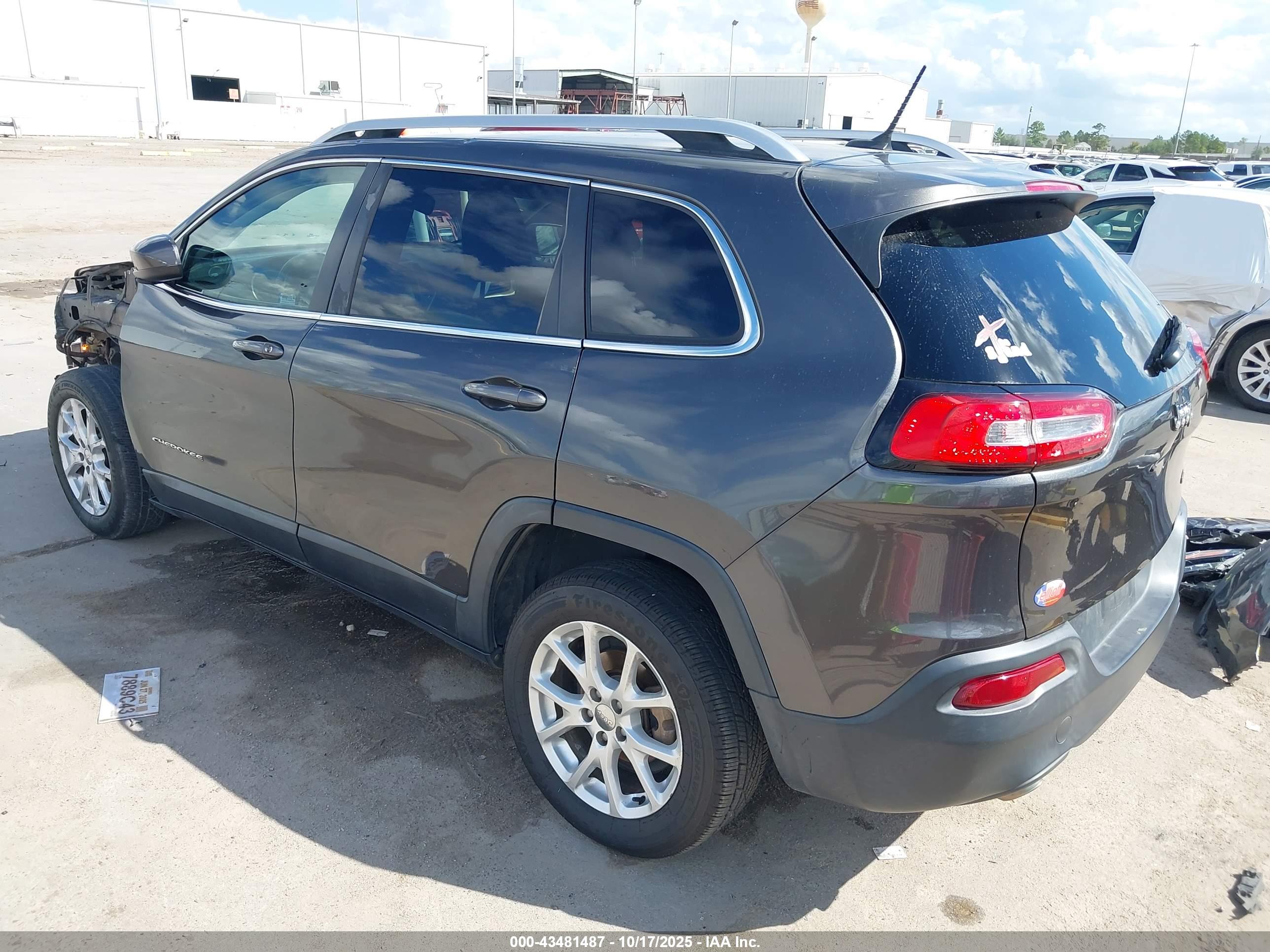 JEEP CHEROKEE image 3