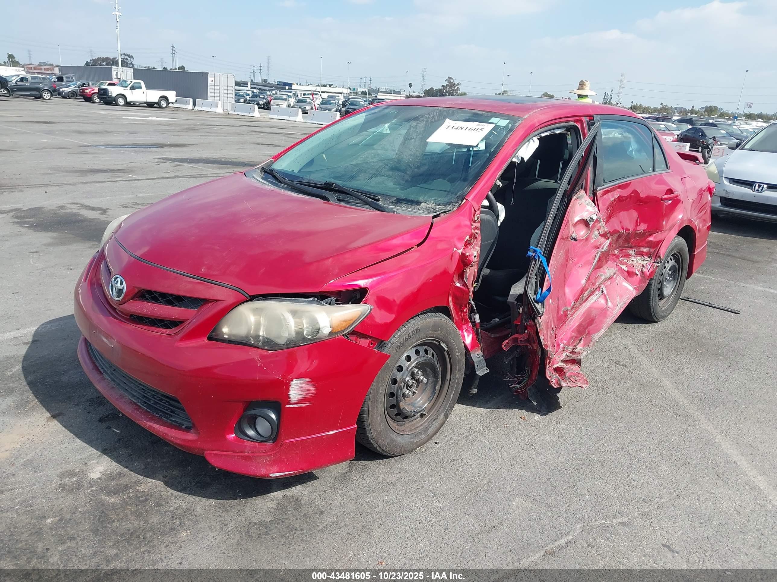 TOYOTA COROLLA image 2