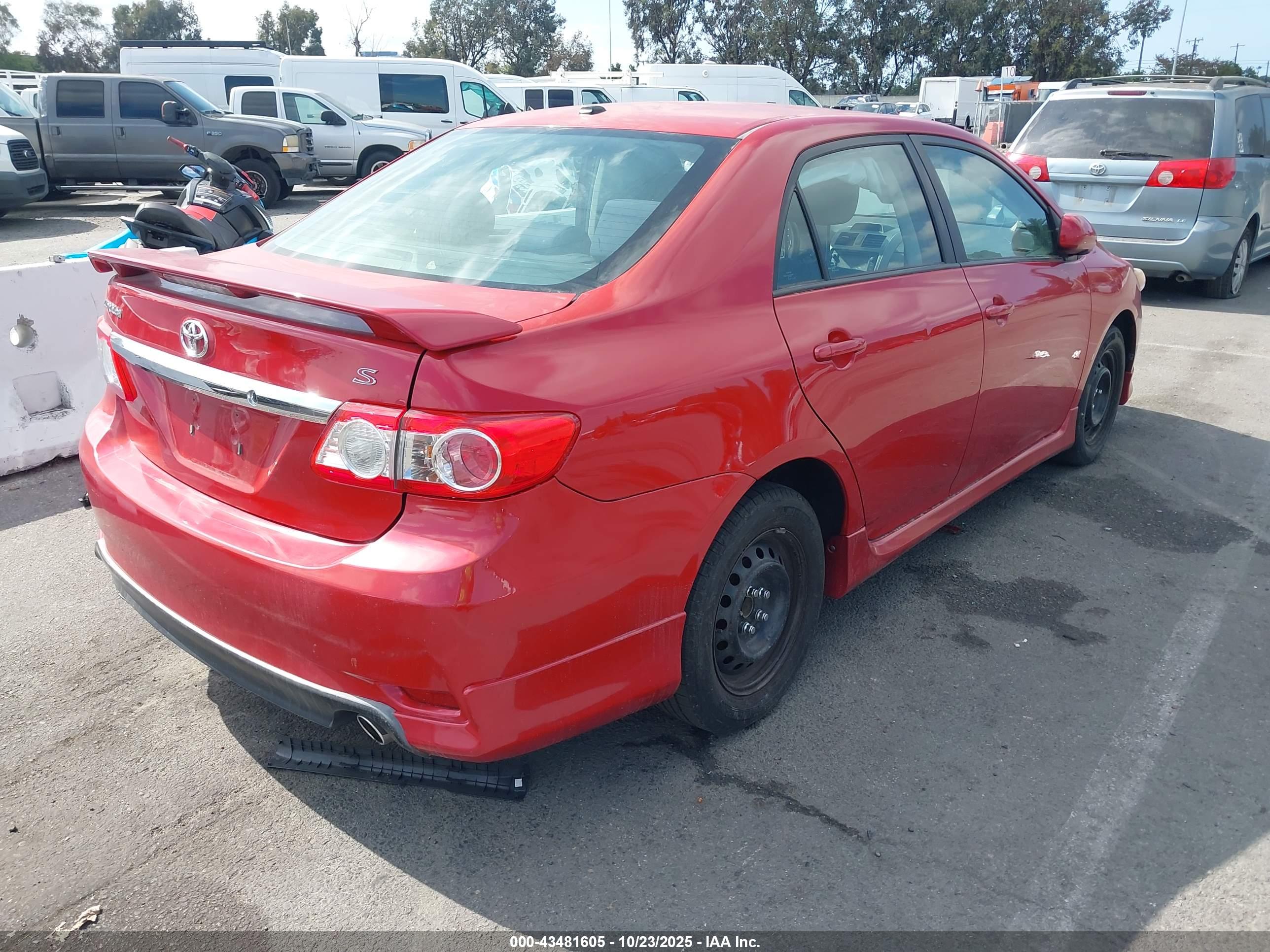 TOYOTA COROLLA image 4