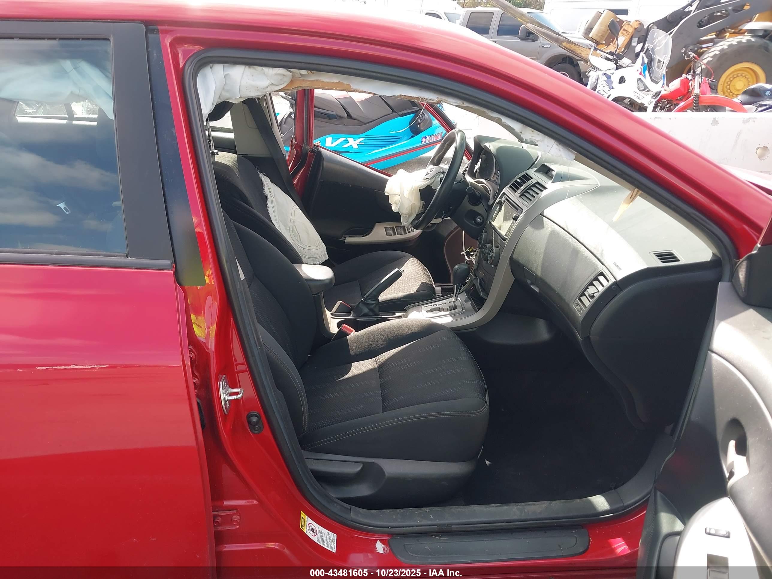 TOYOTA COROLLA image 5