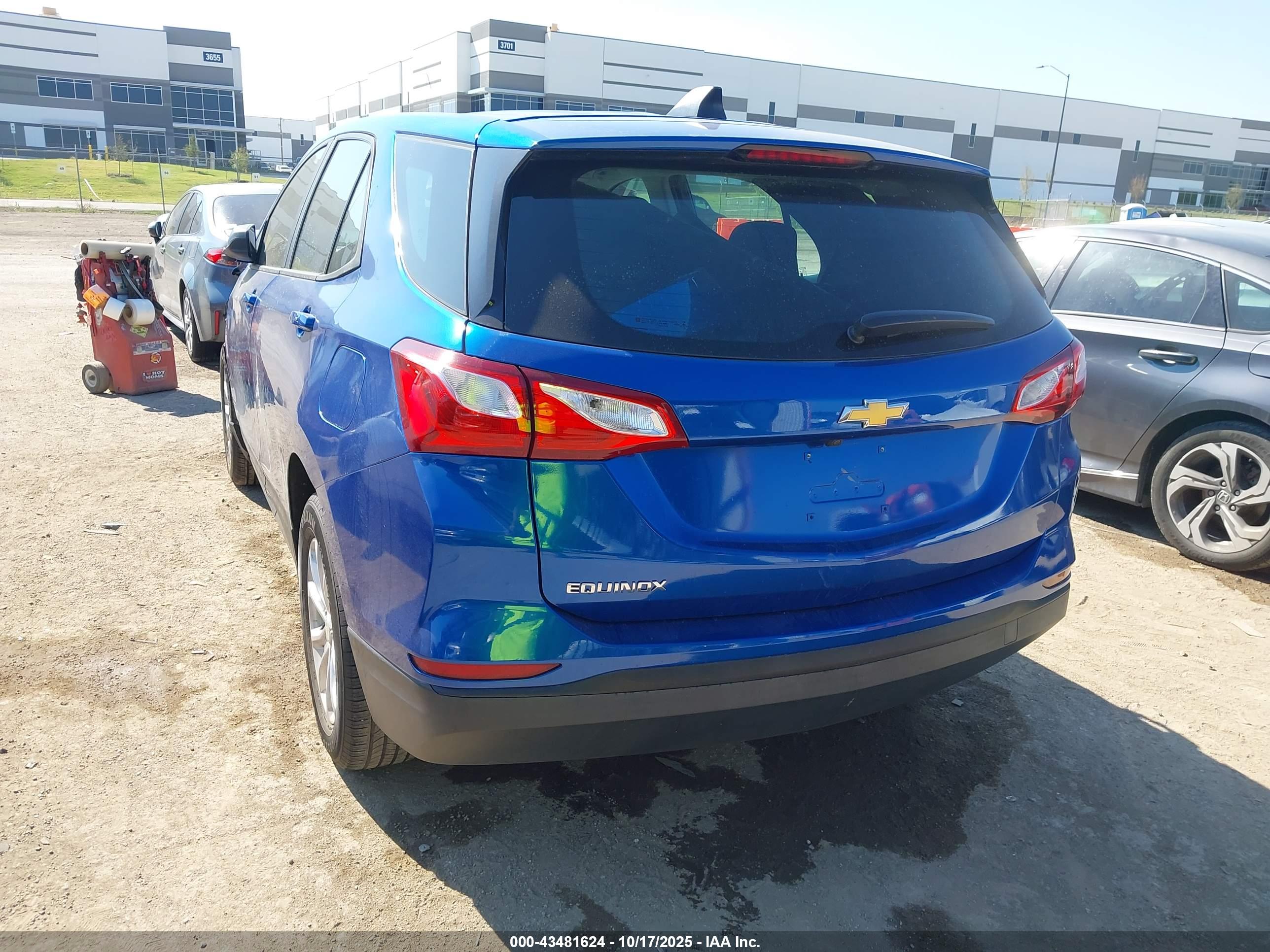 CHEVROLET EQUINOX image 3
