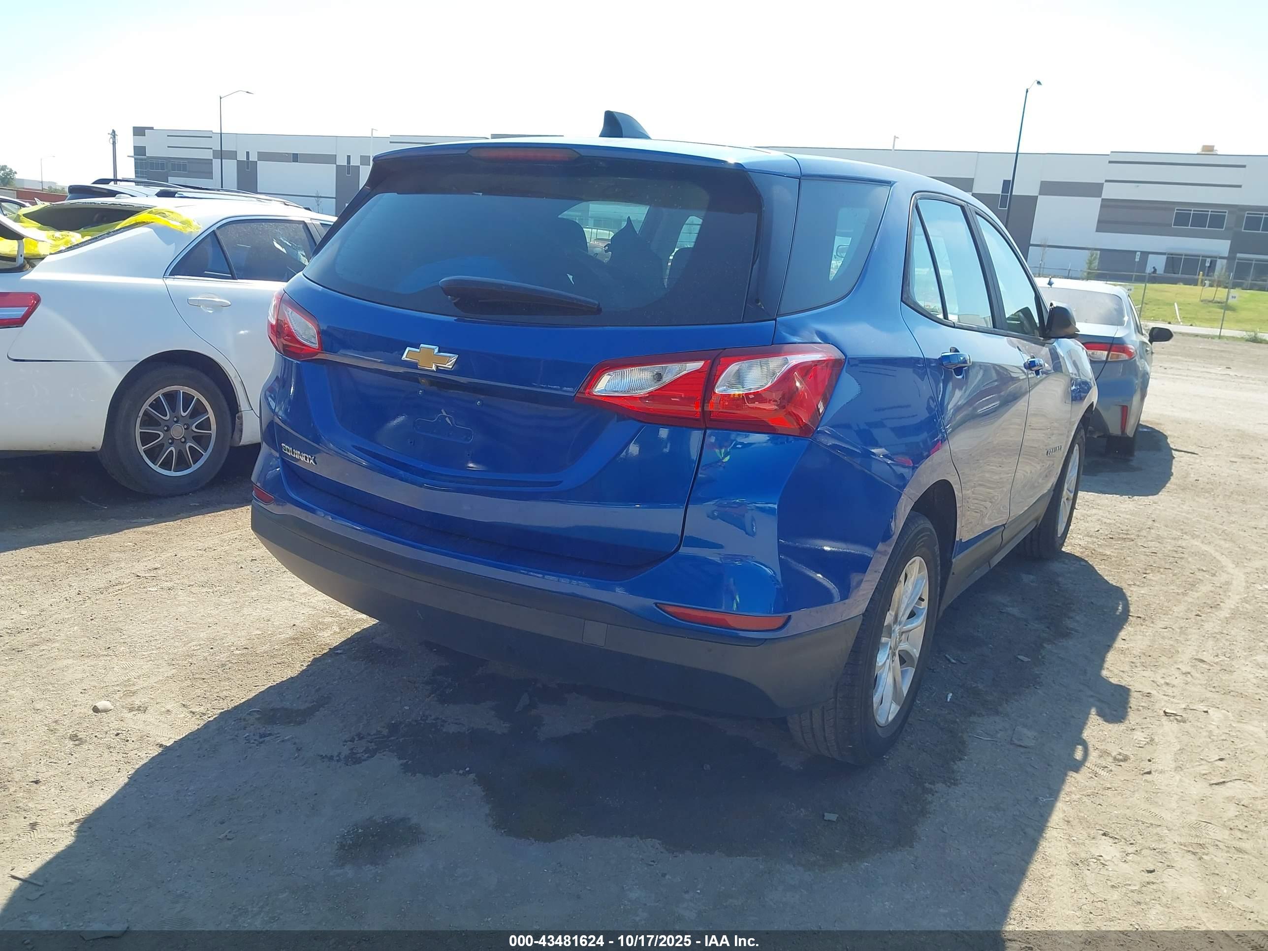 CHEVROLET EQUINOX image 4