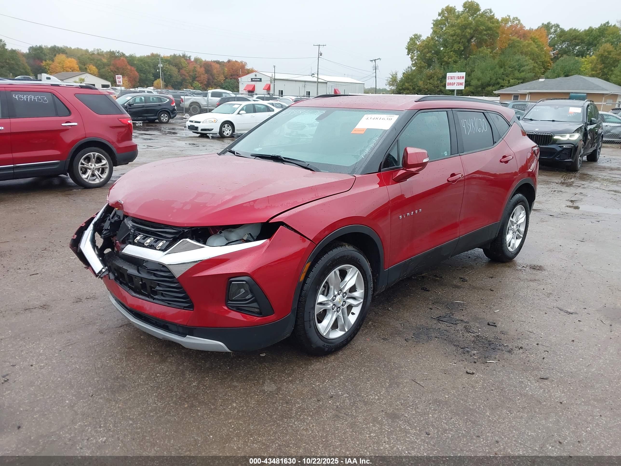 CHEVROLET BLAZER image 2